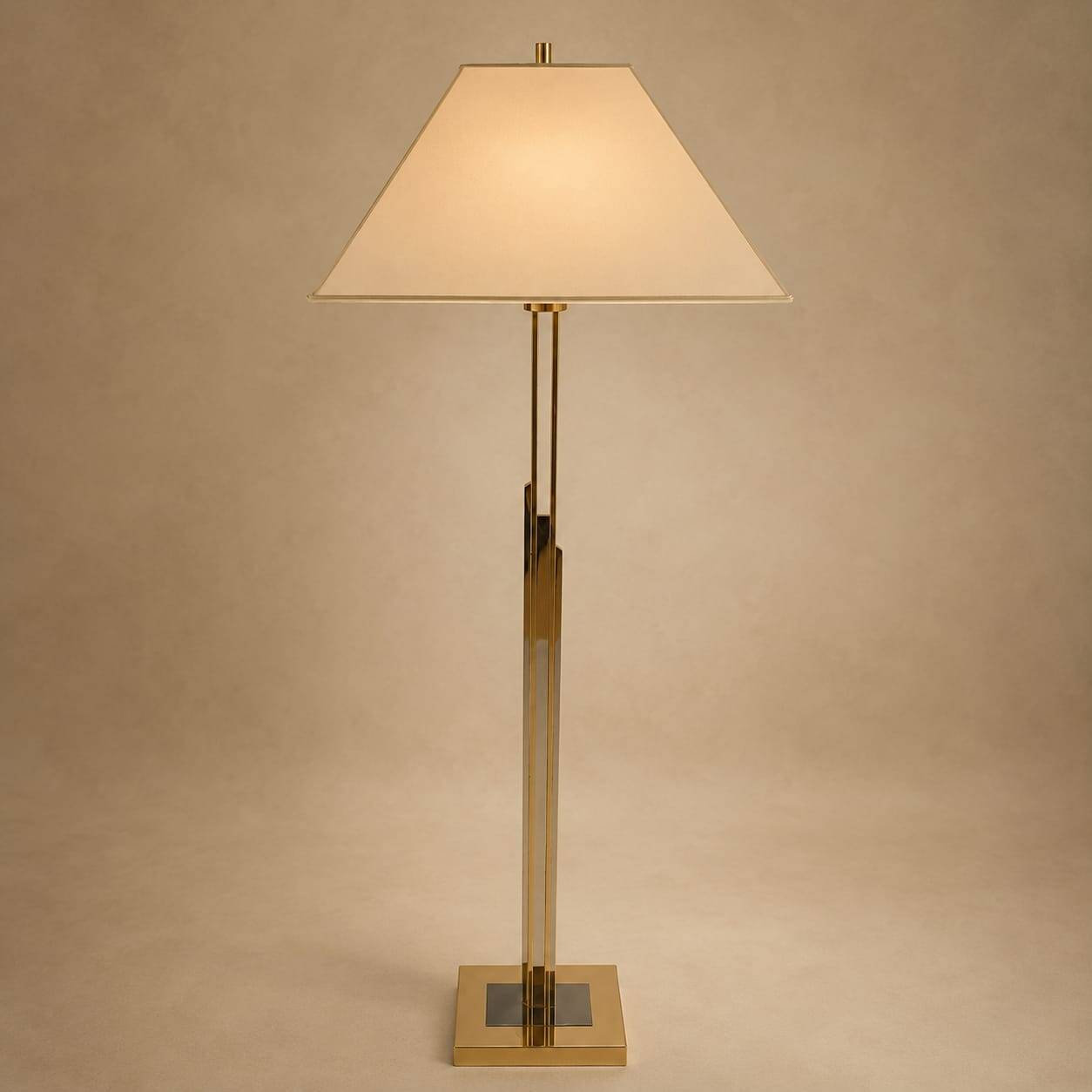 Large brass Hollywood Regency floor lamp, 1970s