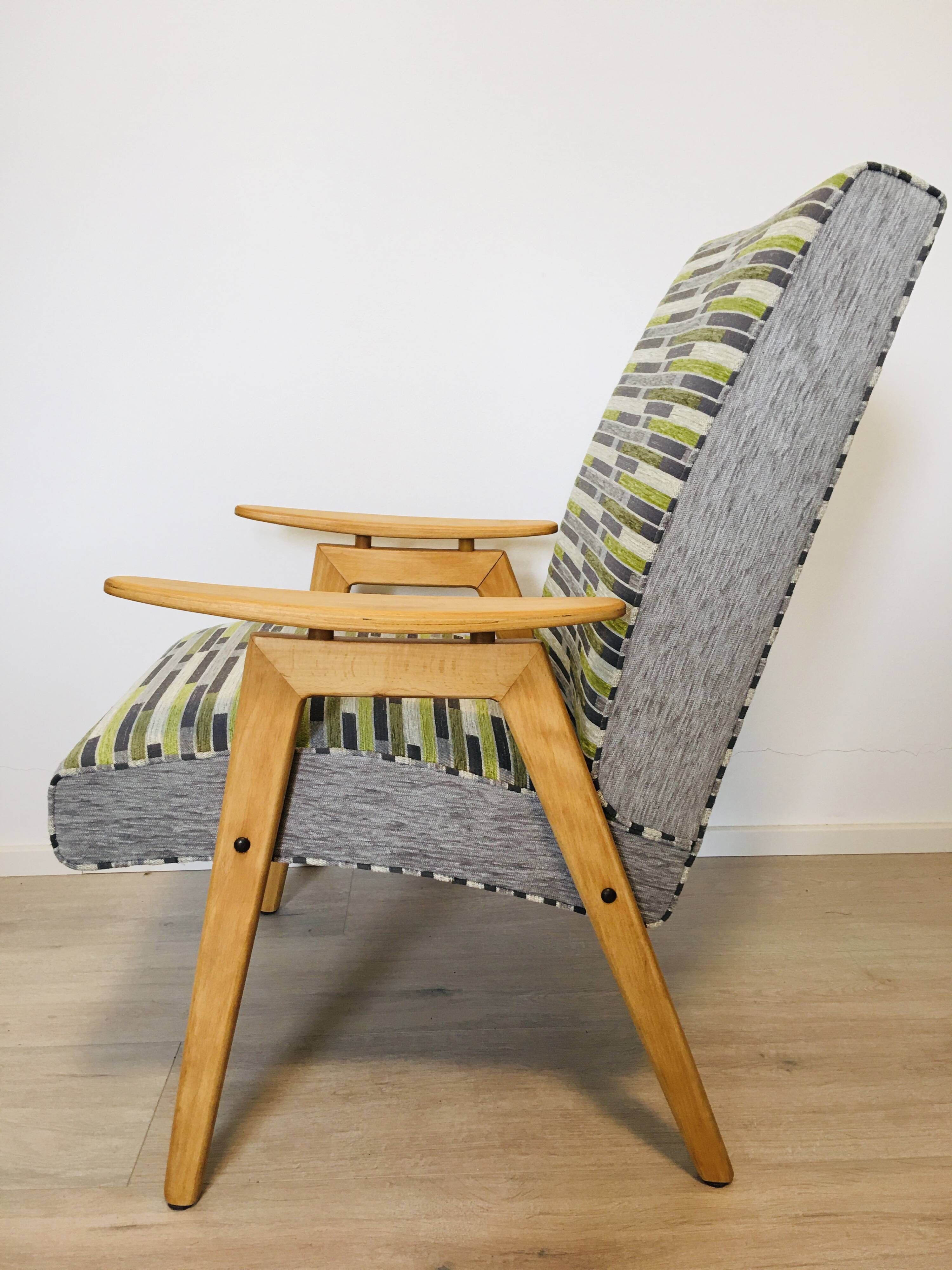 Fully Restored Vintage Armchair by Jaroslav Smidek for Ton, 1960’s