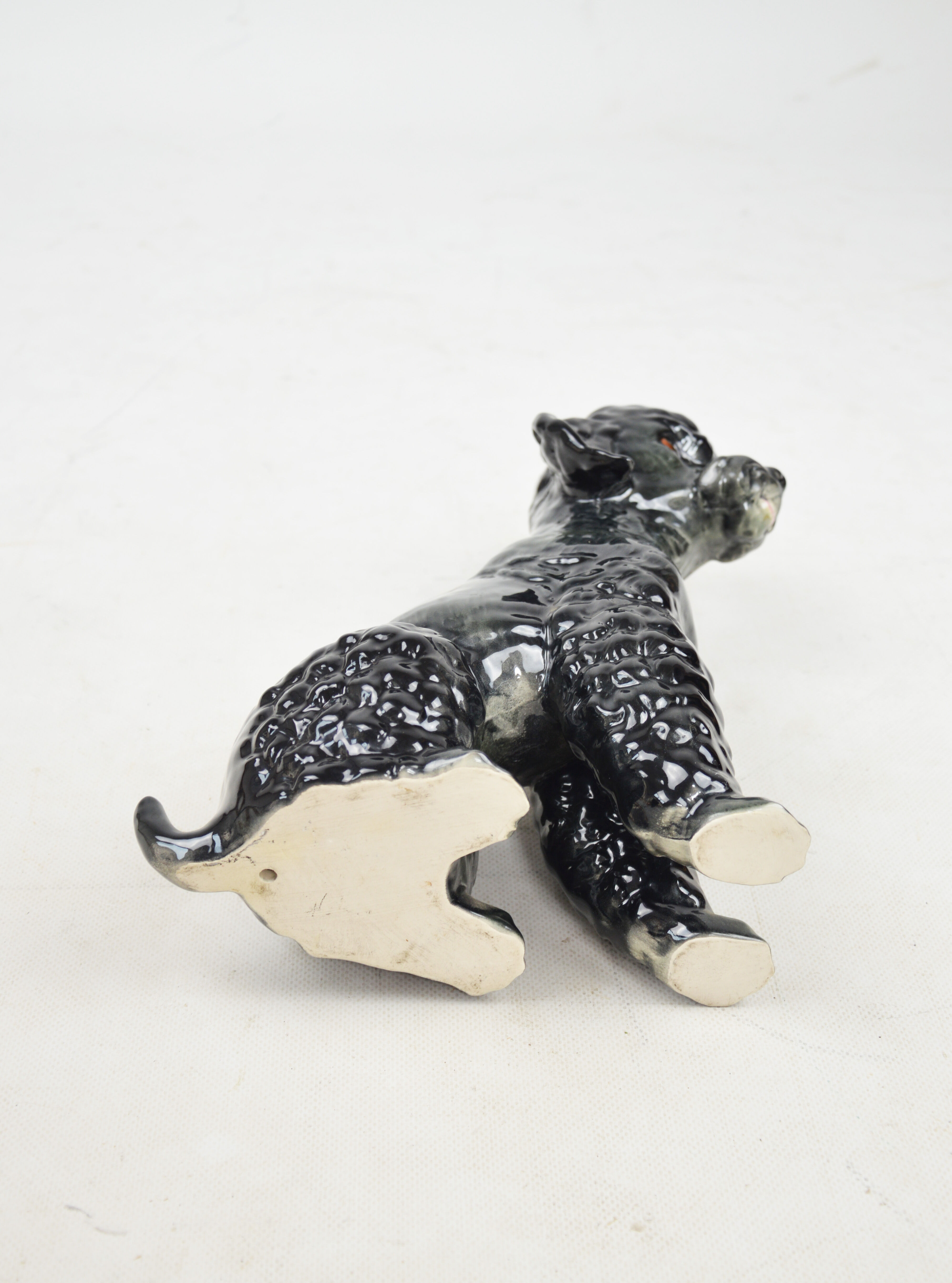 Dog figurine, Goebel, Germany, 1970s