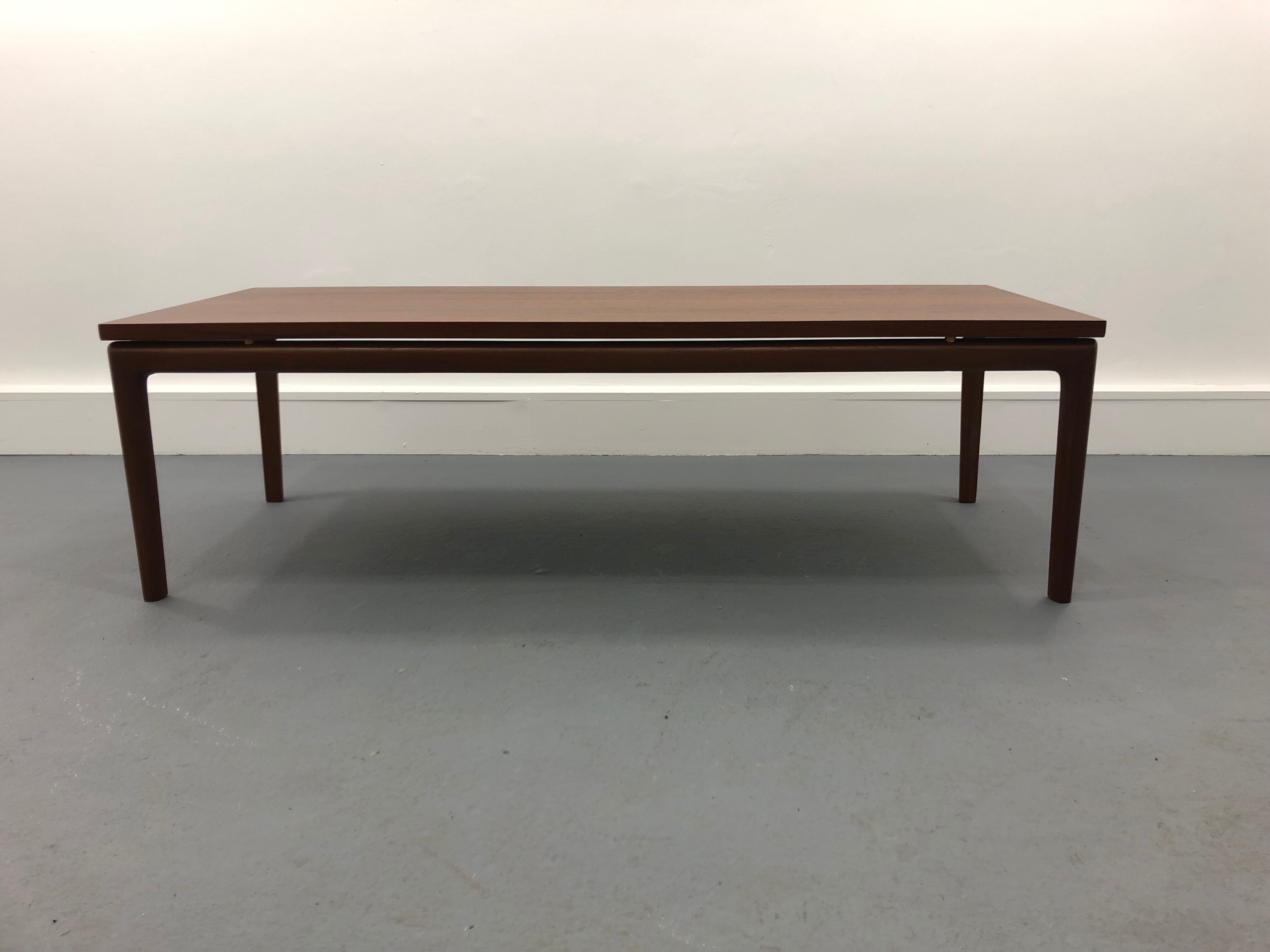 Table basse par Ole Wanscher pour France & Søn, années 1960