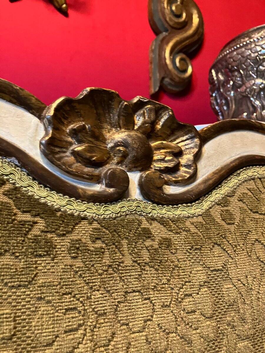 Antique Italian Baroque Louis XIV Lacquered and Parcel Gilt Sofa, 1600s