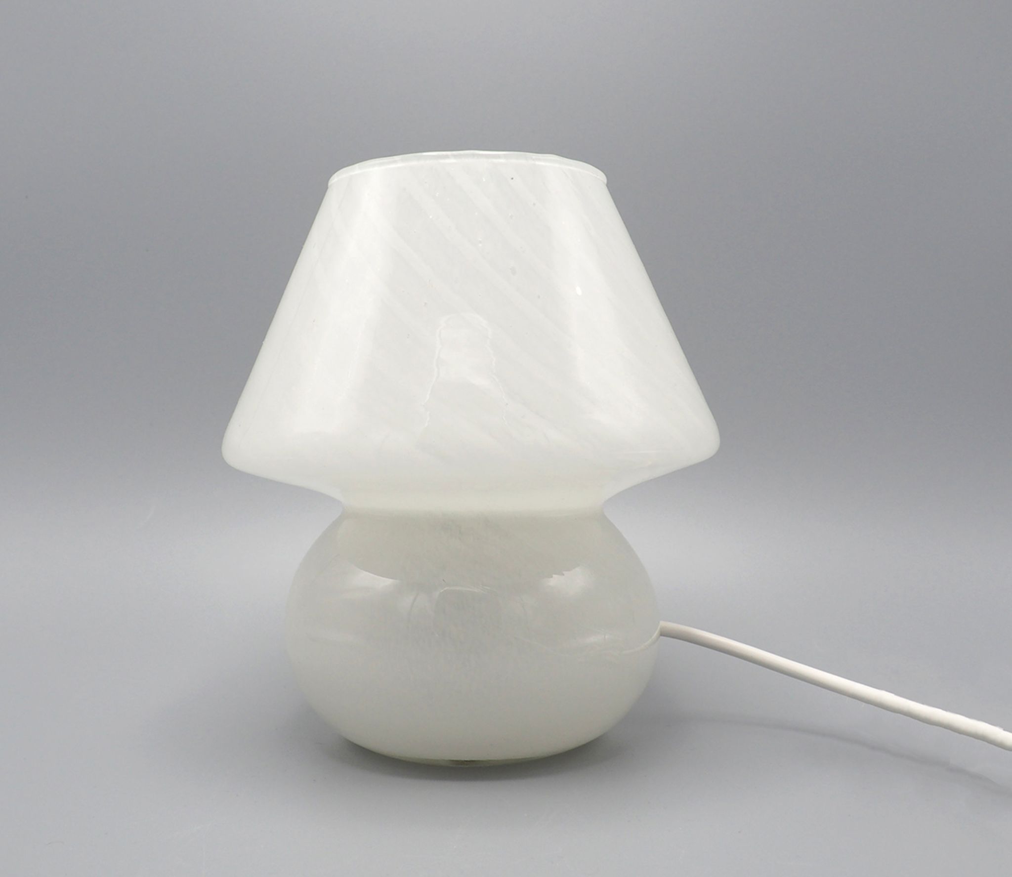 Lampe de table champignon en verre gris de Murano, années 1970
