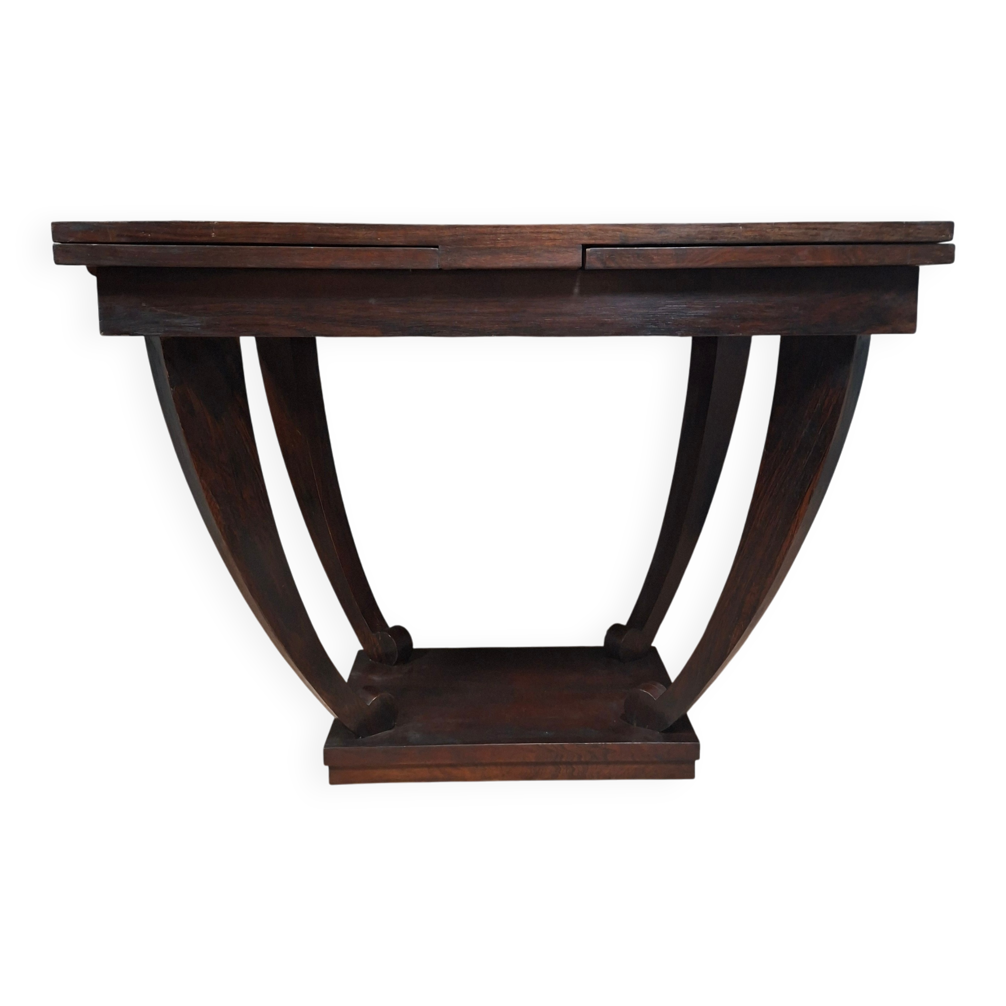 Art Deco dining table in rosewood, work from the 1930s.