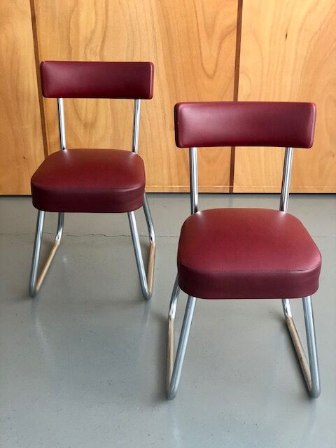 Office chairs in burgundy skaï 50s