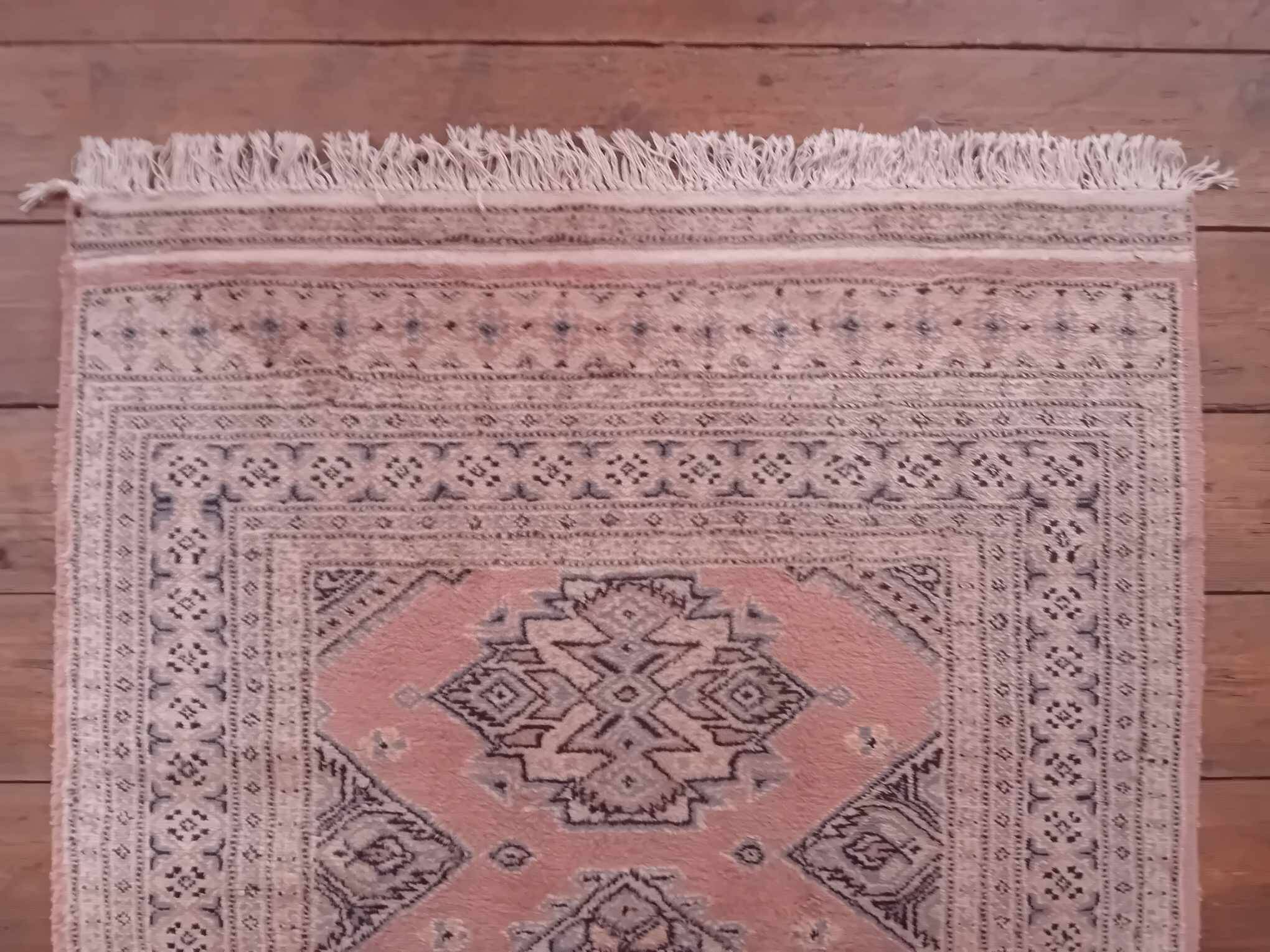 Pakistani Karachi Rug Handmade 187x120cm