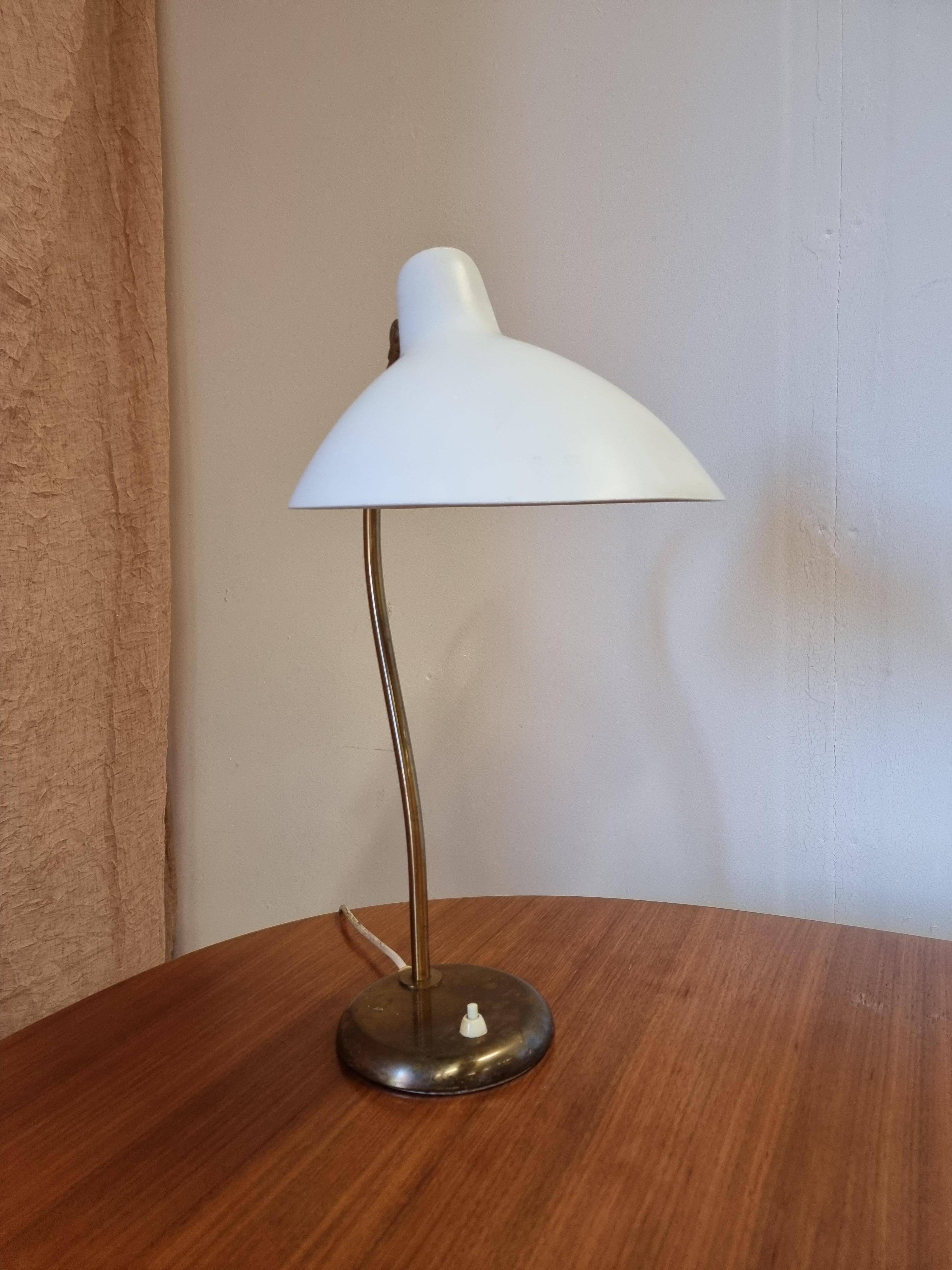Harald Notini, Lampe de table en laiton, Böhlmarks, The Modern Scandinavian