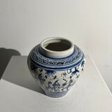 Blue and white Portuguese handmade vase with stylized pastoral pattern H:12,5cm