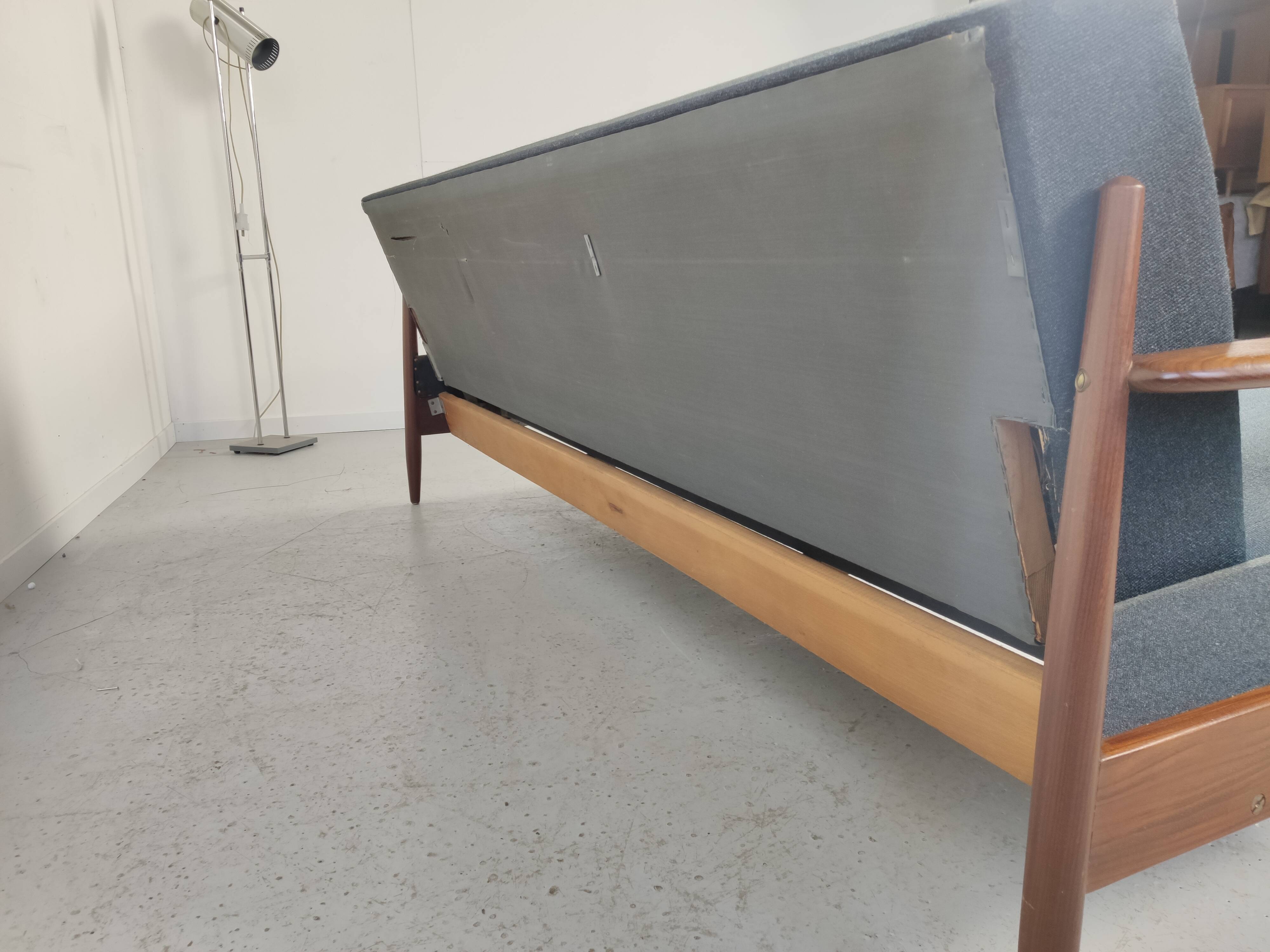 Vintage Scandinavian convertible sofa 50/60s