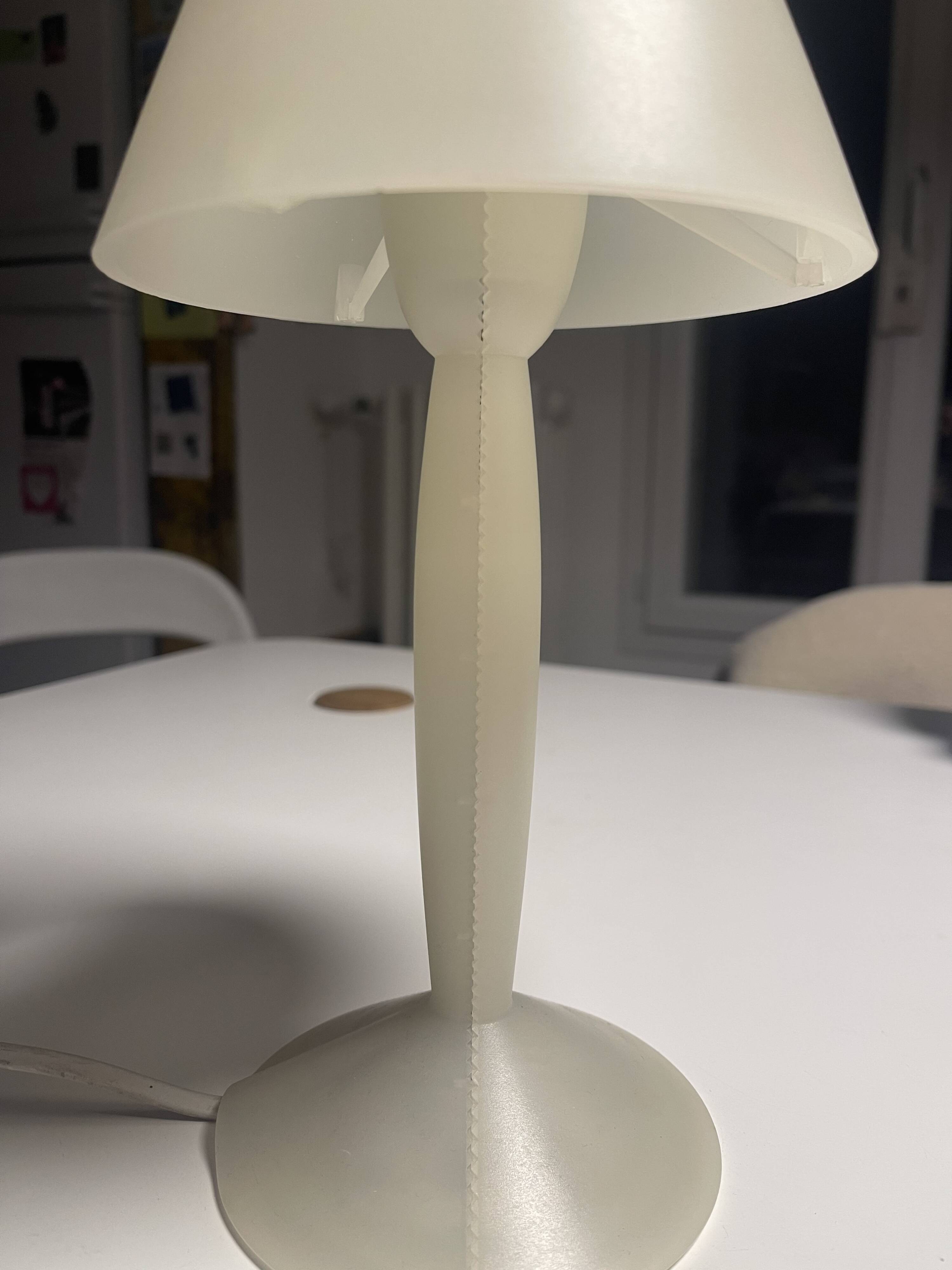 Miss sissi starck lamp