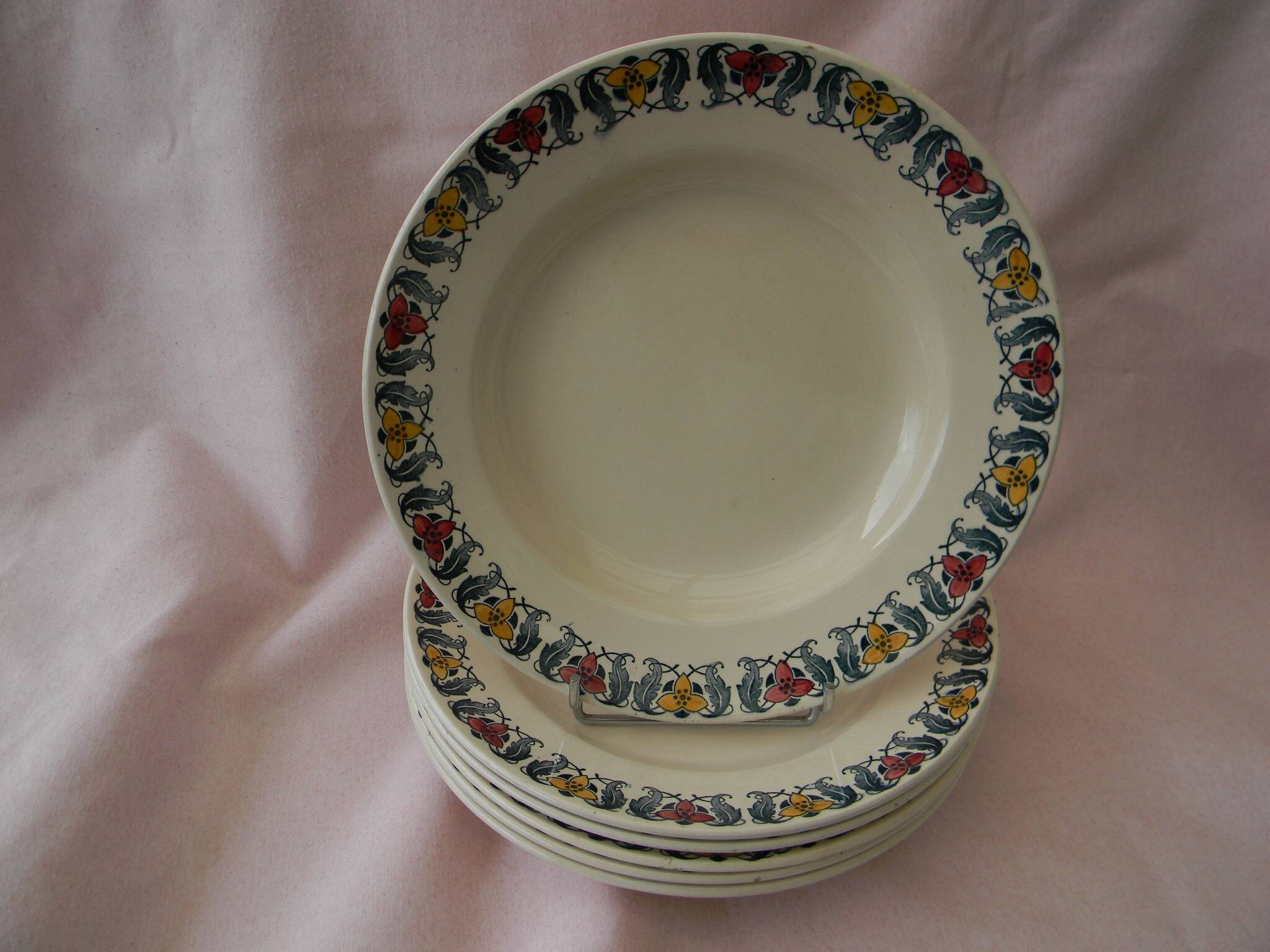 Set of 6 deep plates in earthenware from LONGCHAMP. Berthe model.