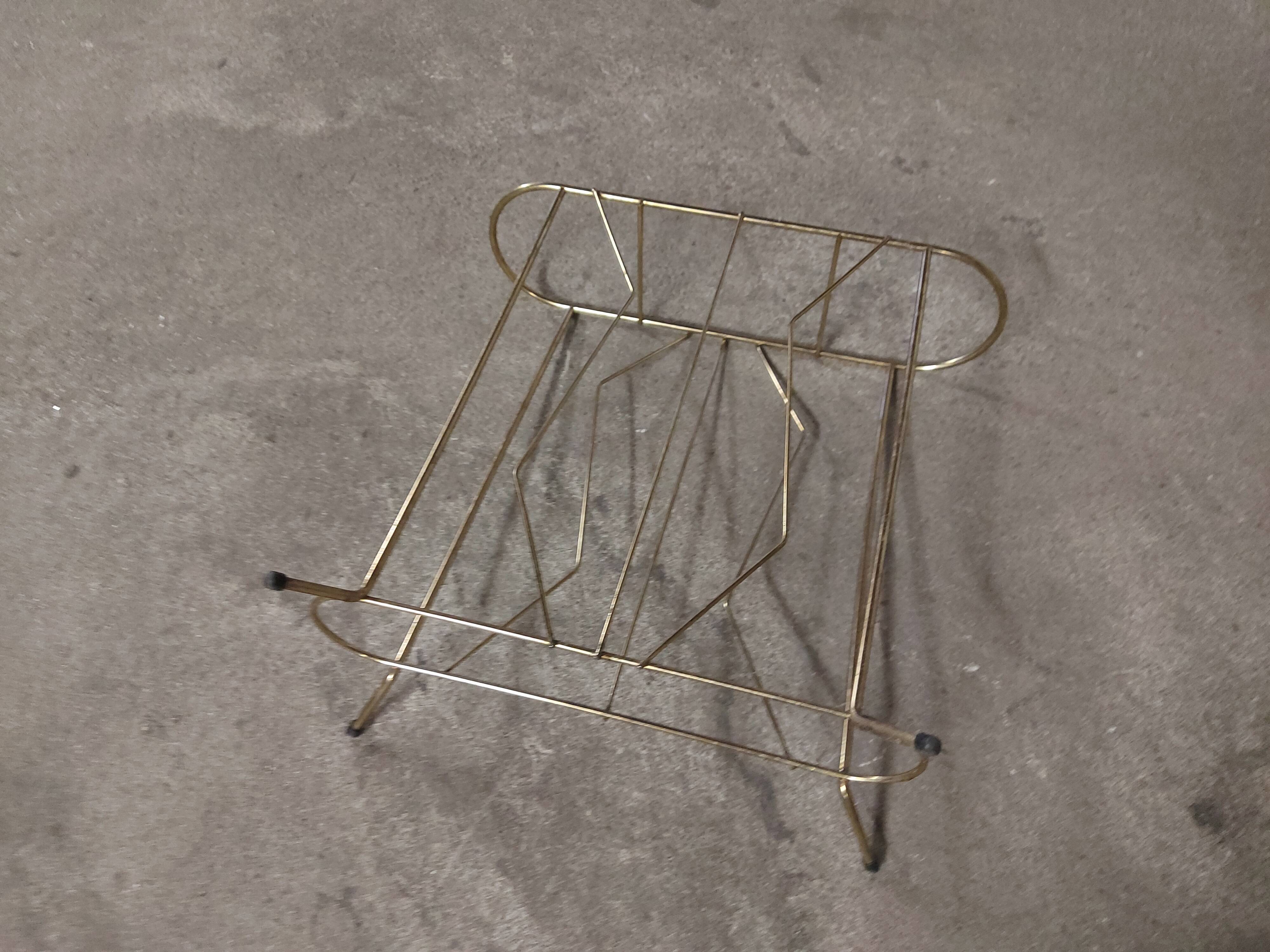 Vintage umbrella door