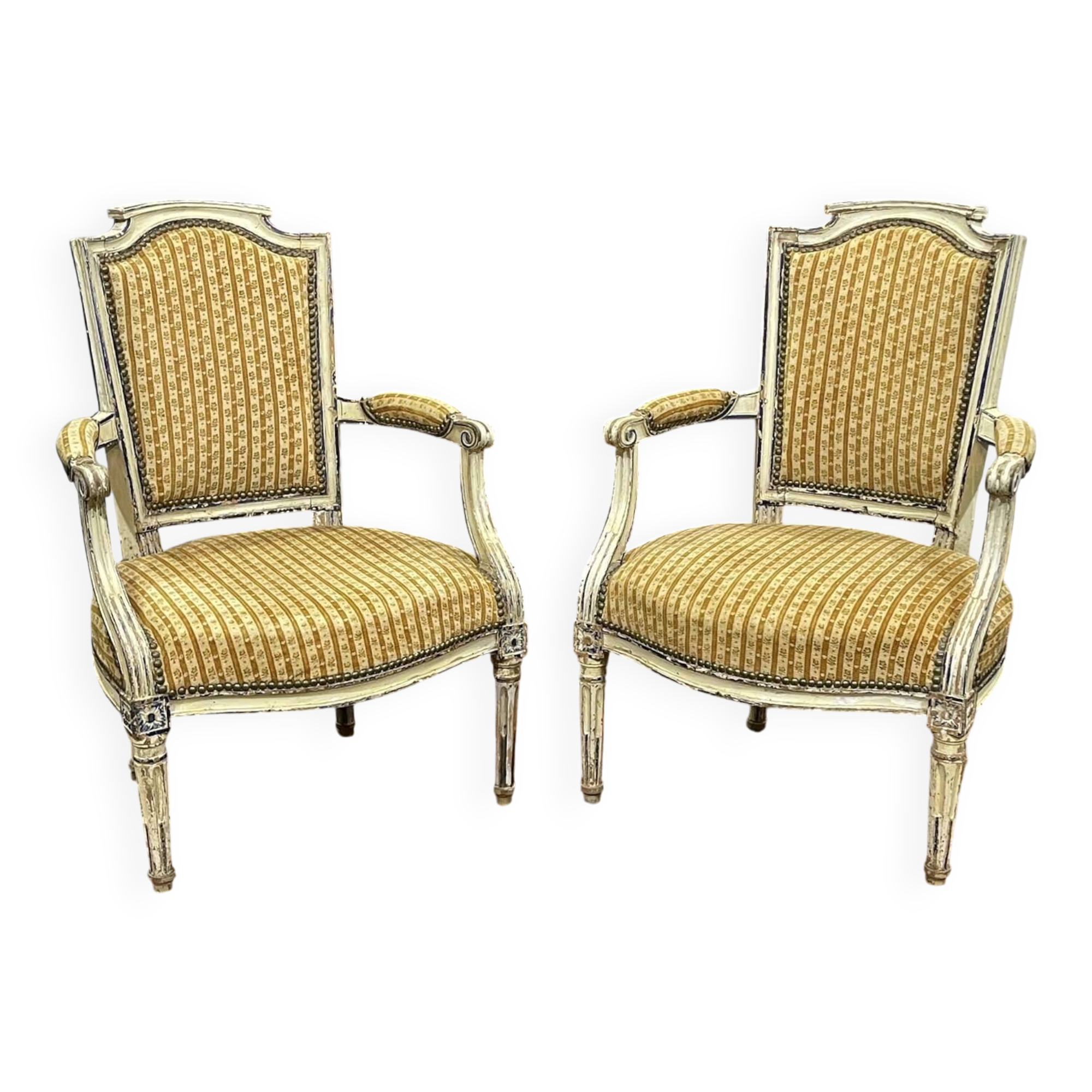 Paire de cabriolets d'époque Louis XVI en hêtre