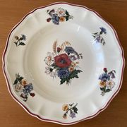 6  grandes assiettes creuses anciennes en faïence de Sarreguemines