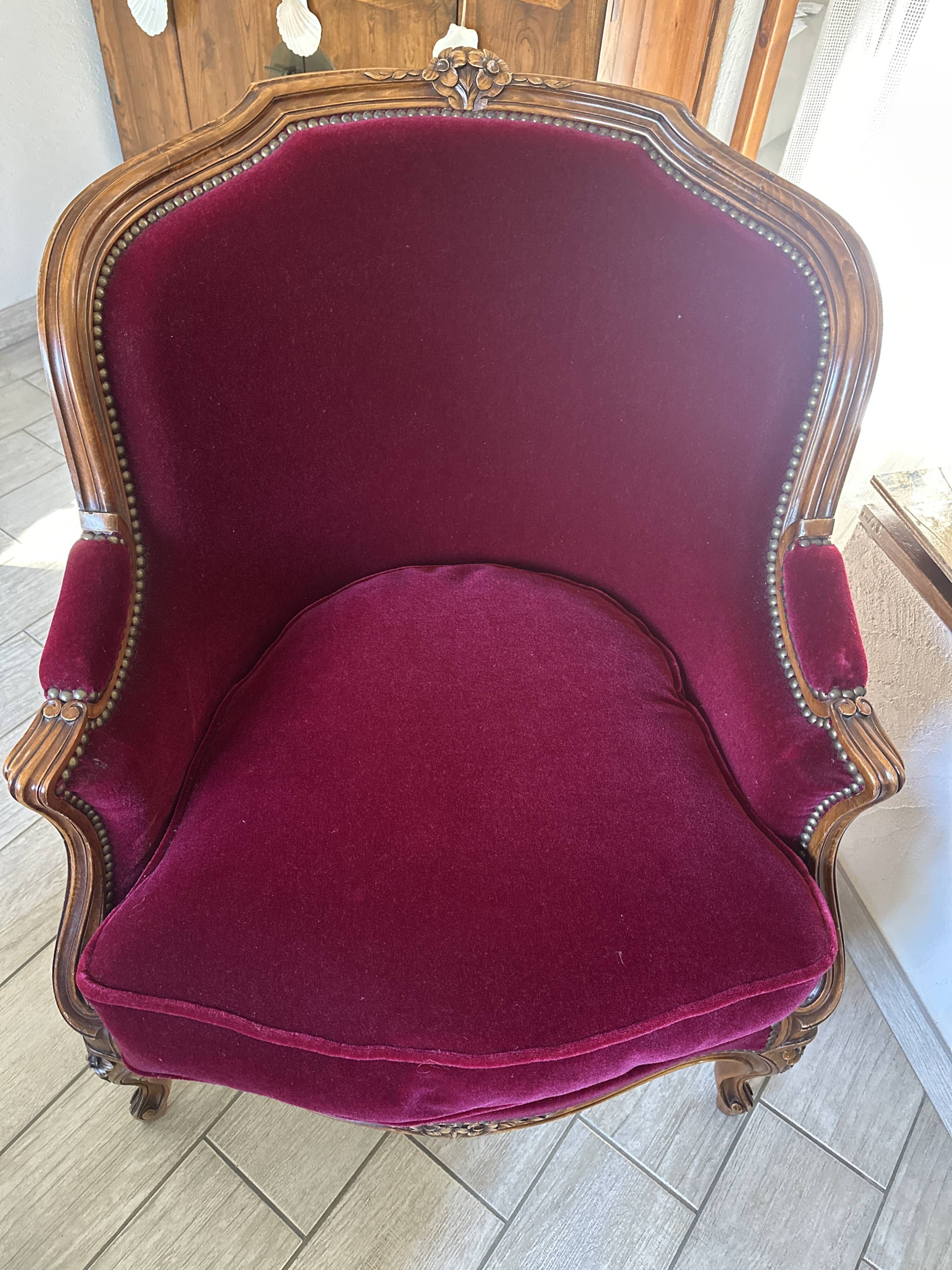 Bergère Gondole armchair in Louis XV style – Bordeaux / Red Velvet