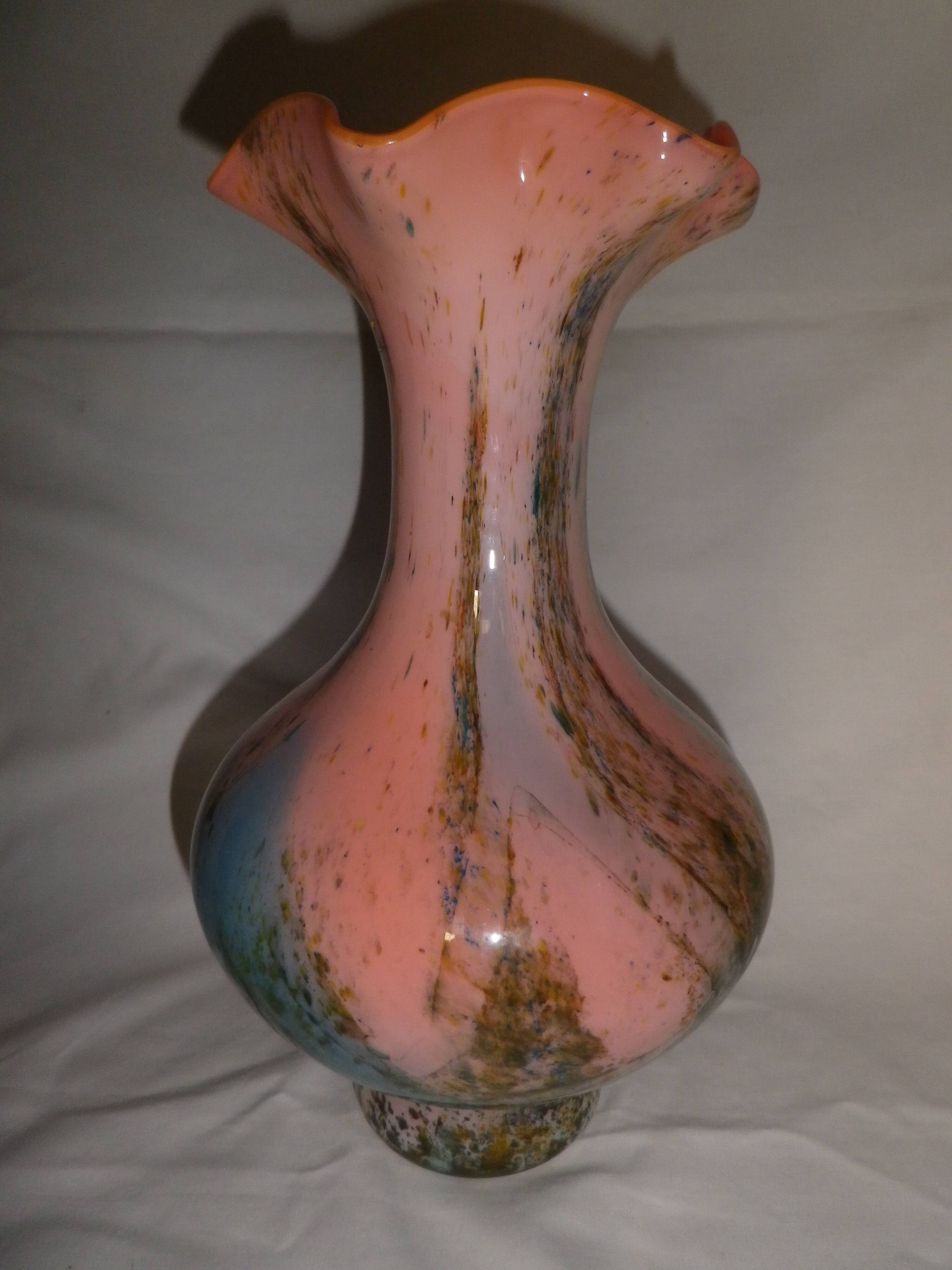 Murano vase with corolla neck