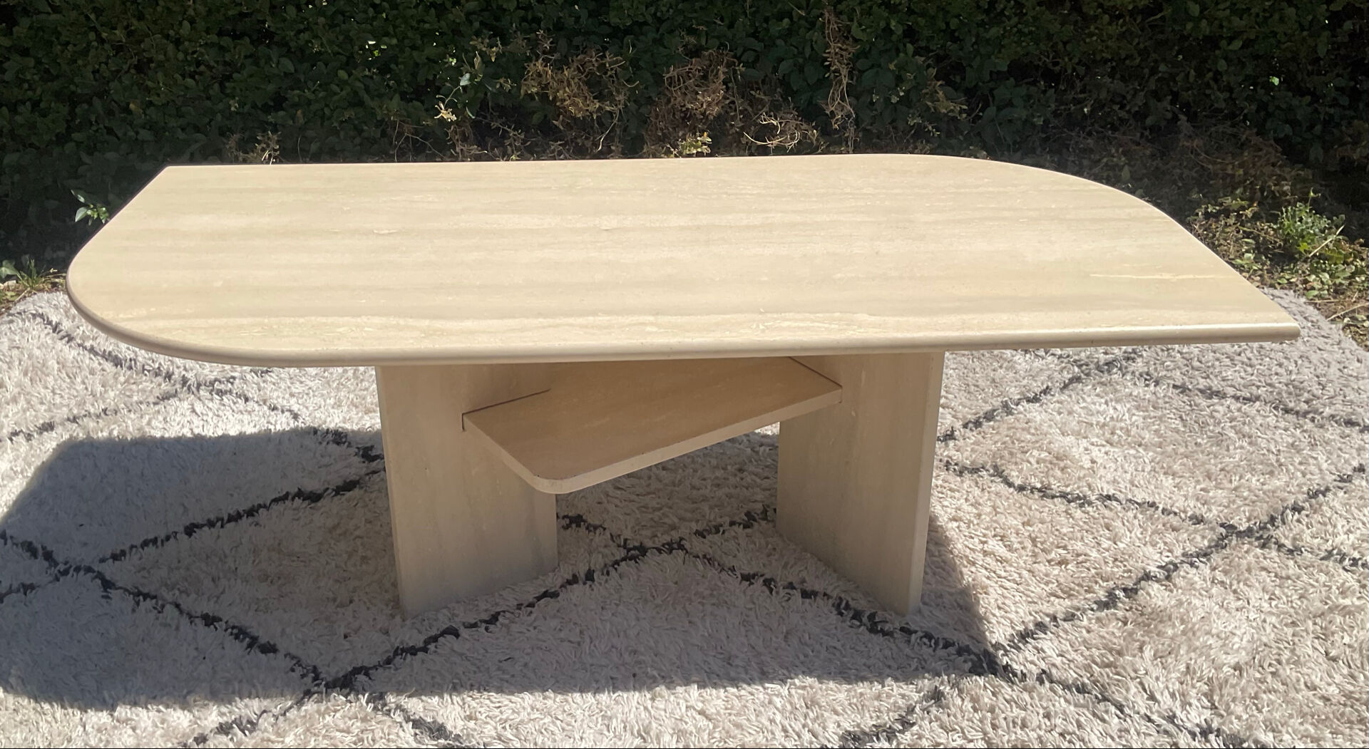 Table basse en travertin des années 70