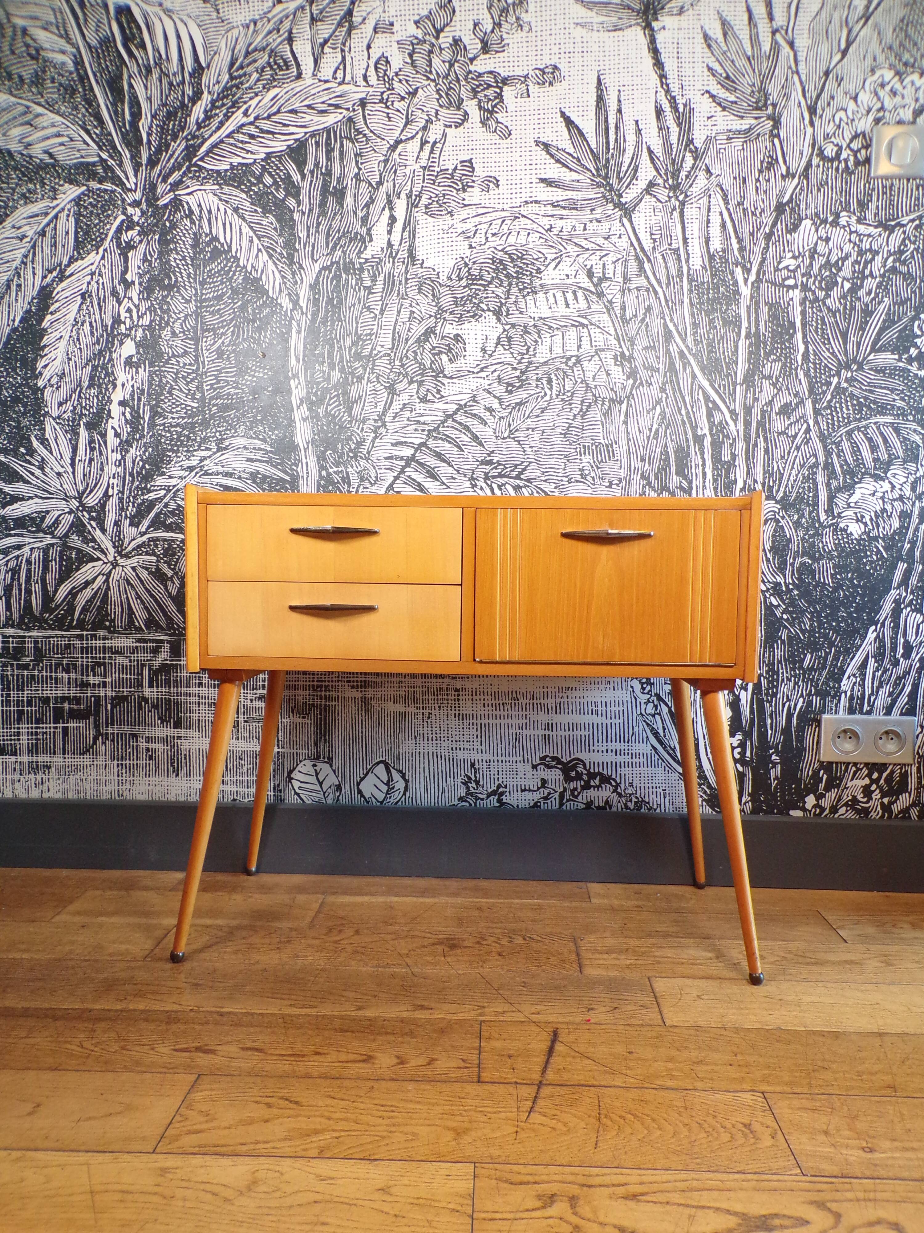 Mini sideboard 1960 with compass feet