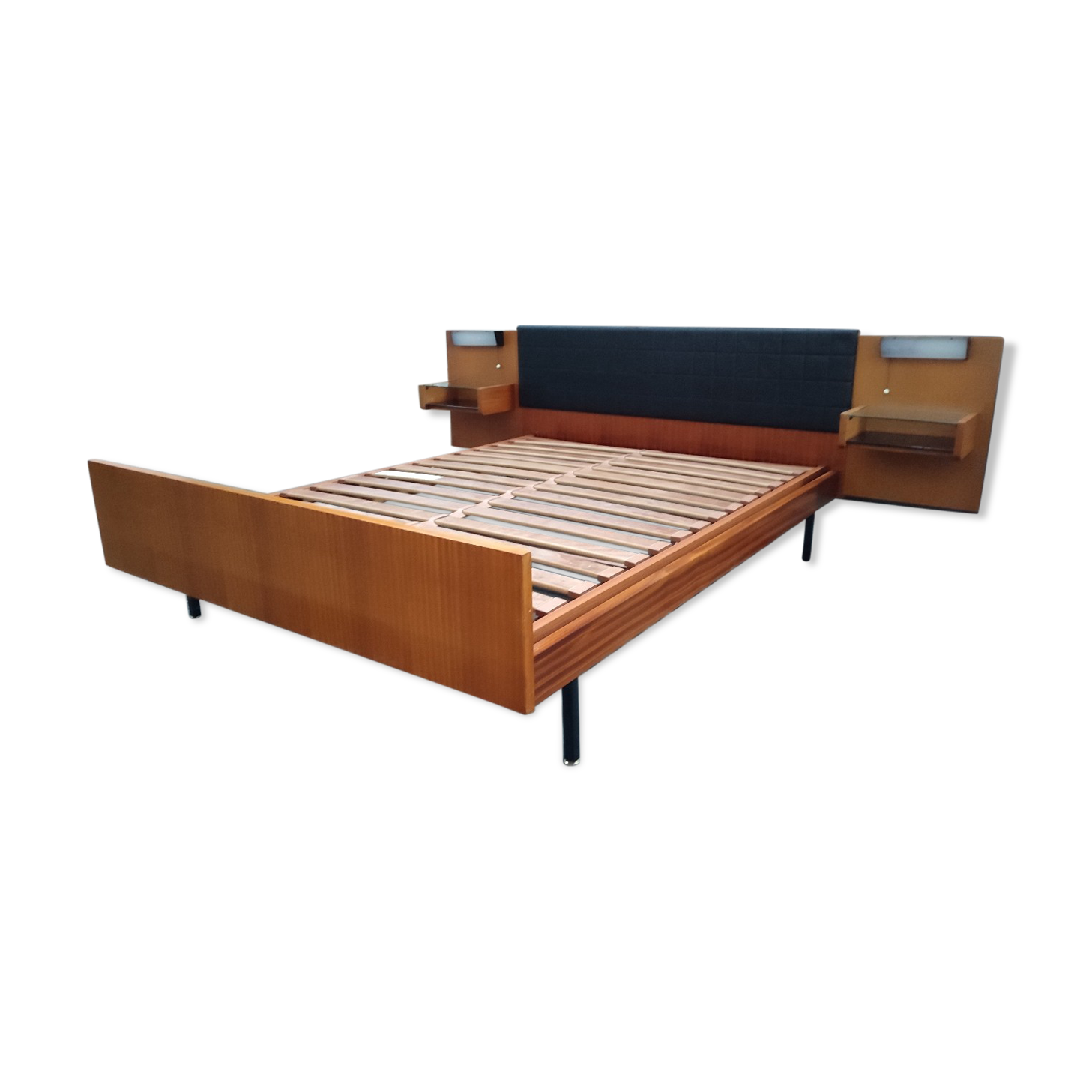 Vintage bed André Simard