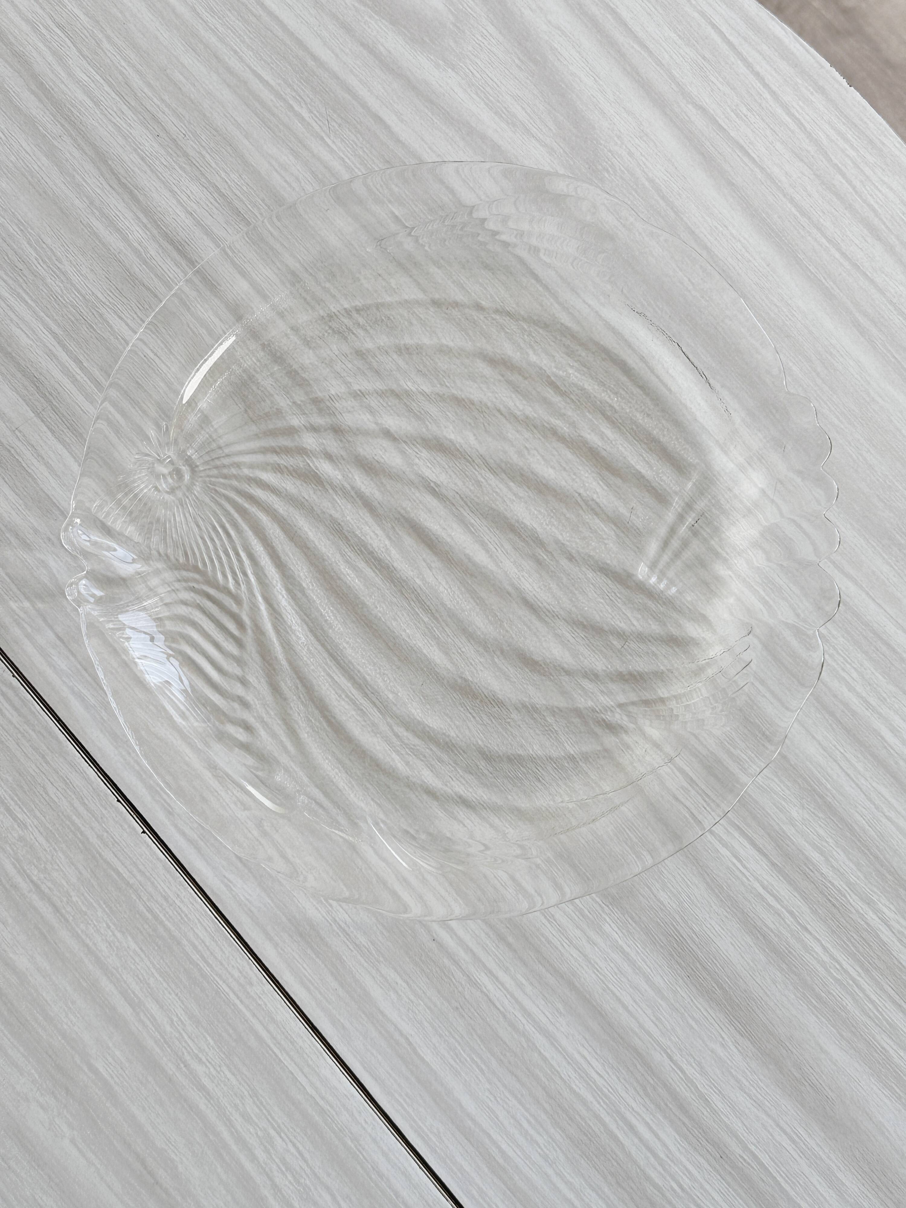 Fish serving dish.