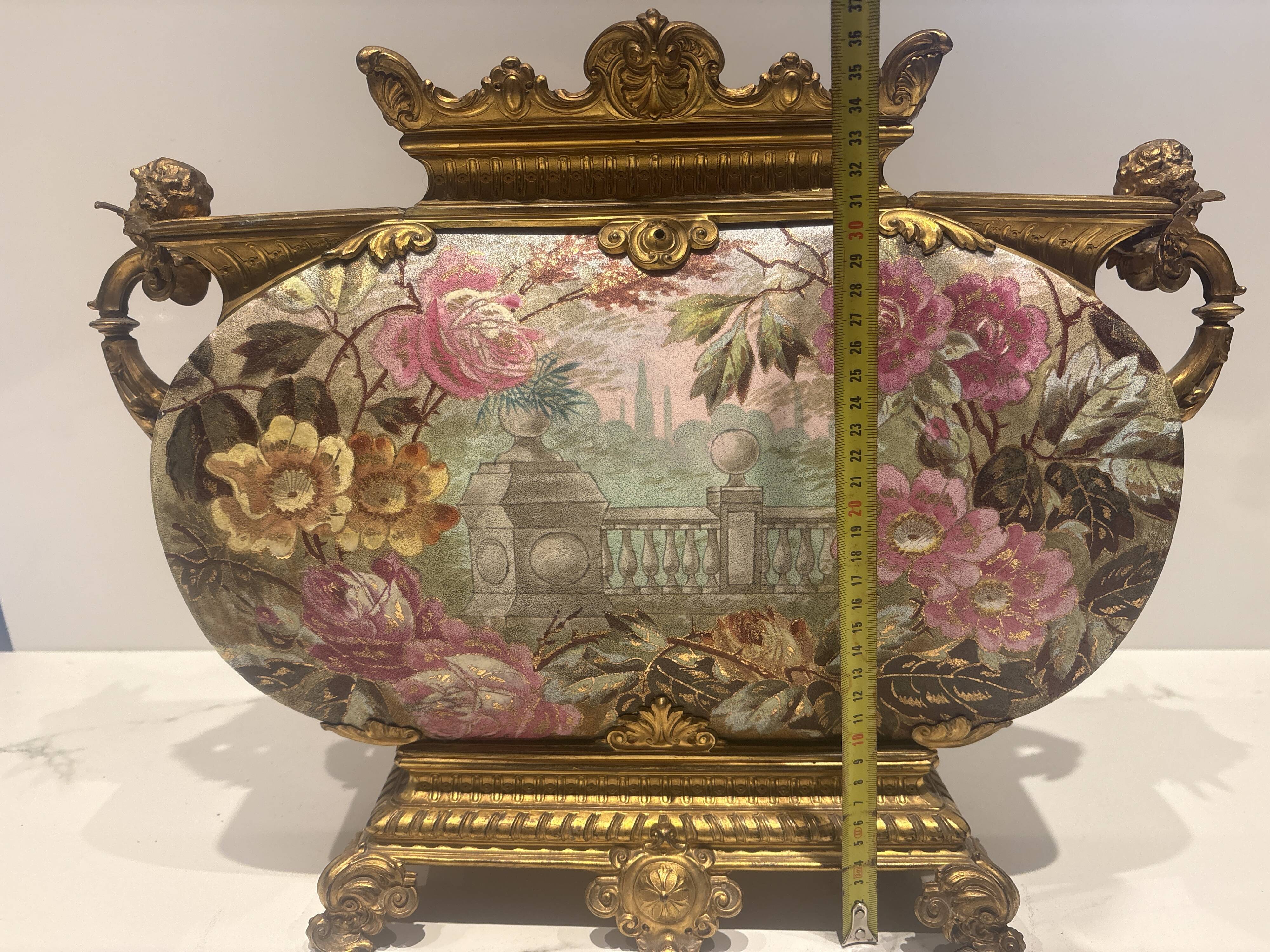 Antique Royal Bonn vase jardinière