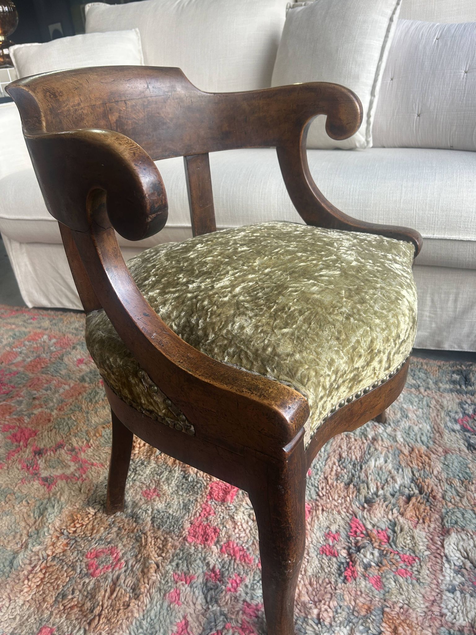 Restoration period armchair in solid walnut – France, circa 1820-1830