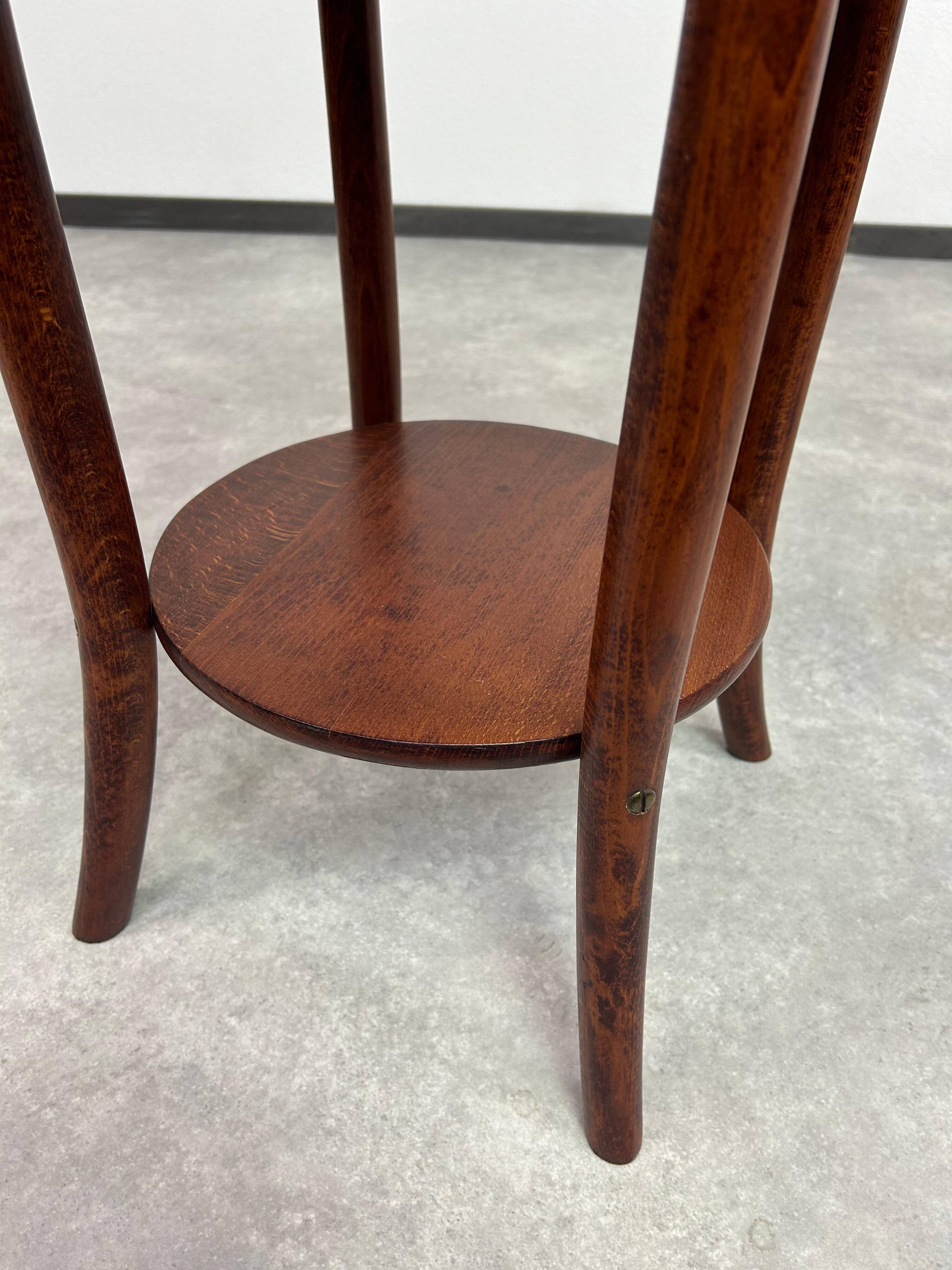 Curved wooden coffee table by Thonet