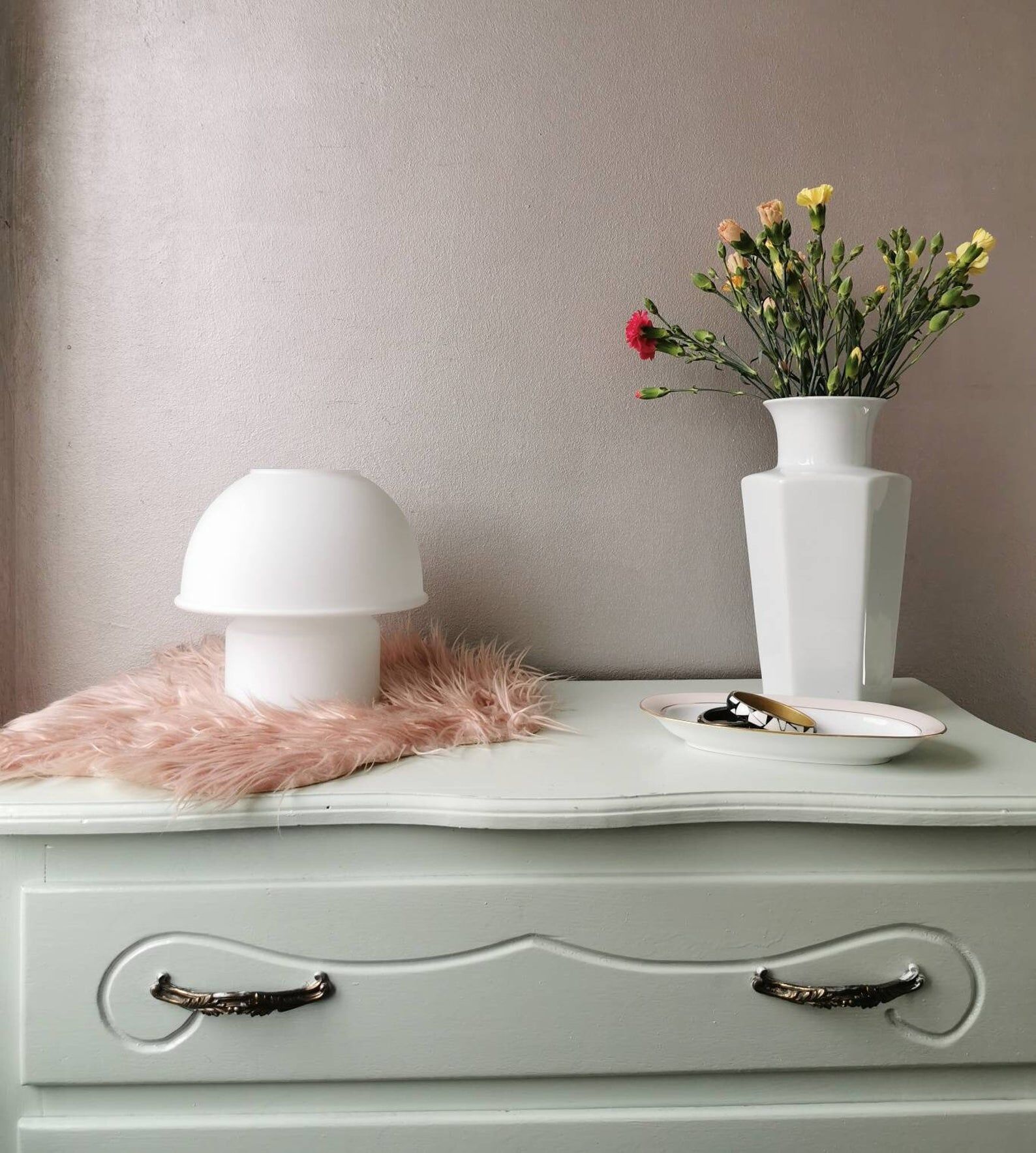 Glassh-tte Limburg 80s white glass mushroom table lamp