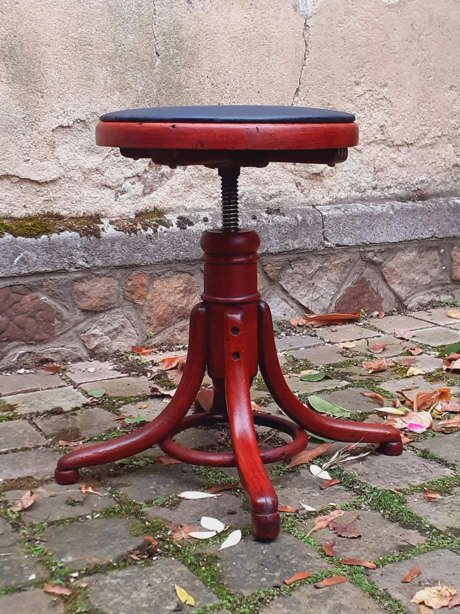 Swivel stool Thonet late 19th century