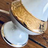 Porcelain table lamp and glass globe