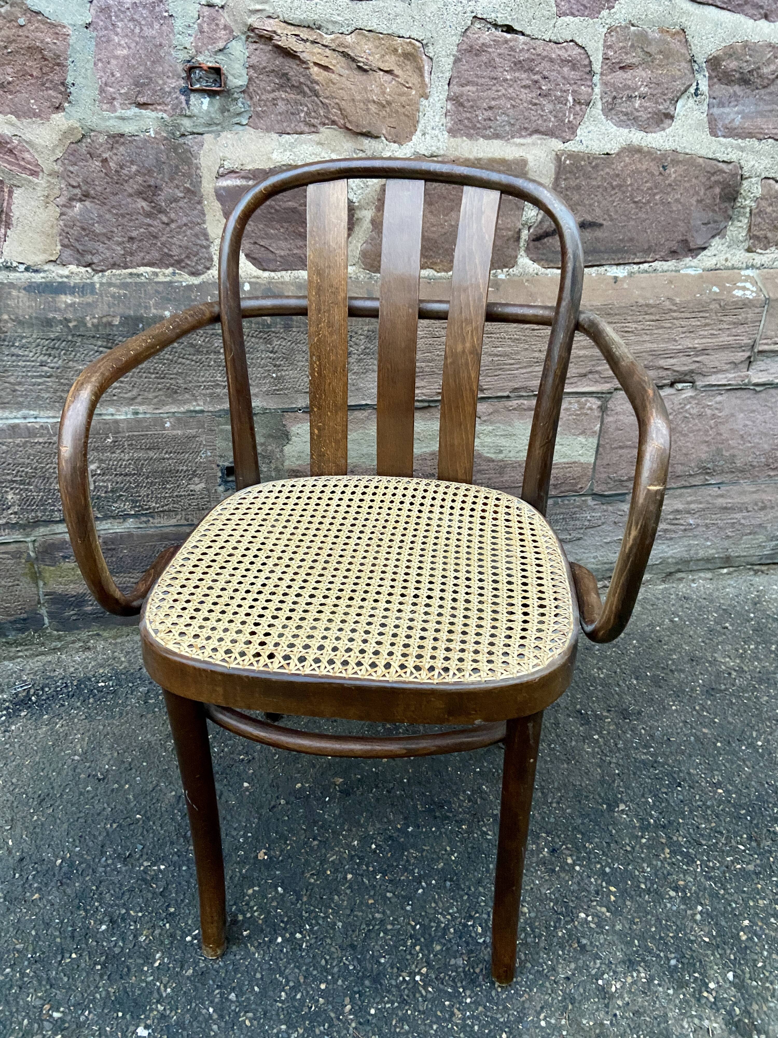 Fauteuil bois courbé viennois