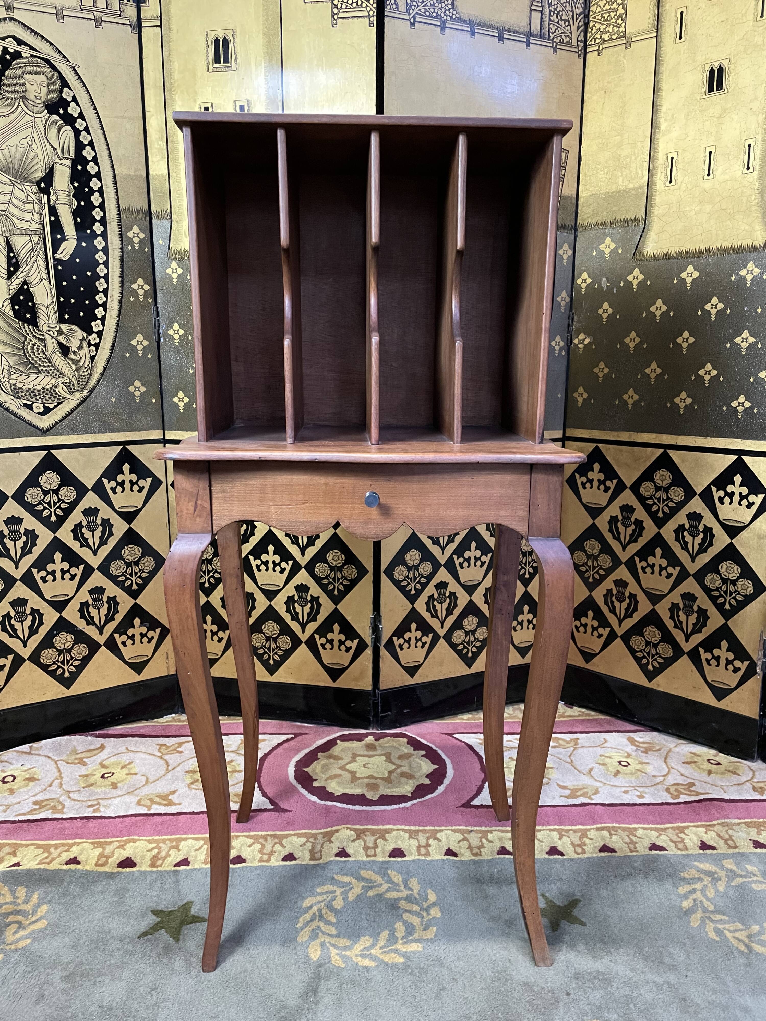 Furniture with lockers sheet music Louis XV