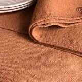 Nappe de vendange ancienne en chanvre teintée terracotta