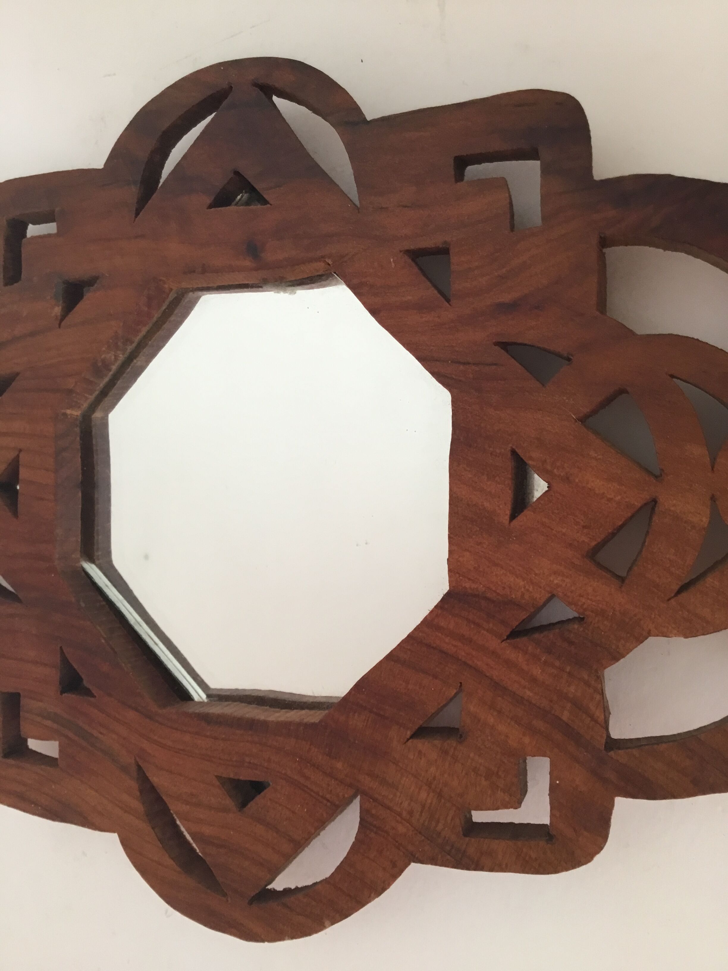 Opened wood mirror 16x29cm