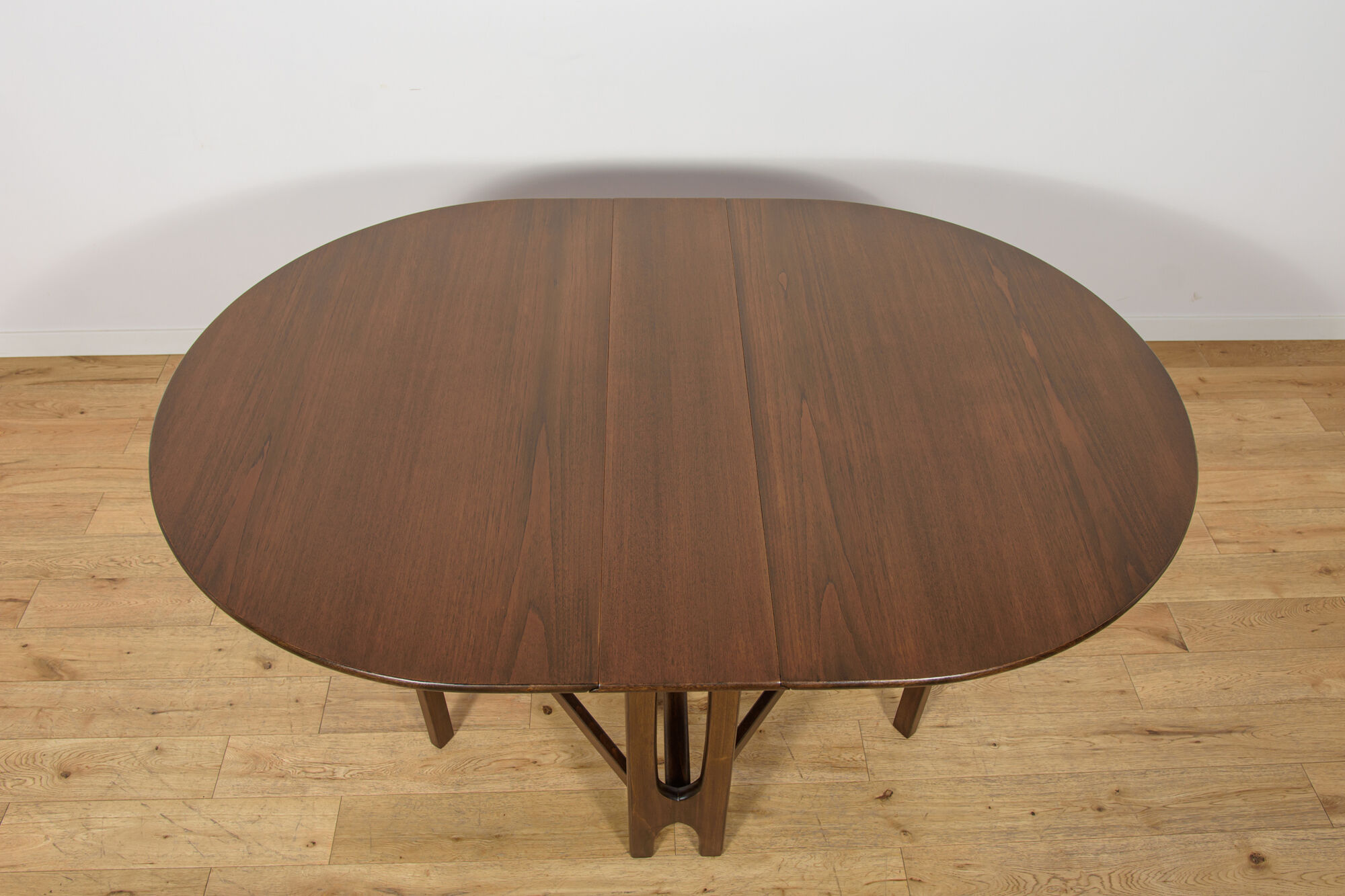 Mid-Century Teak Extending Dining Table from Jentique, United Kingdom, 1960s
