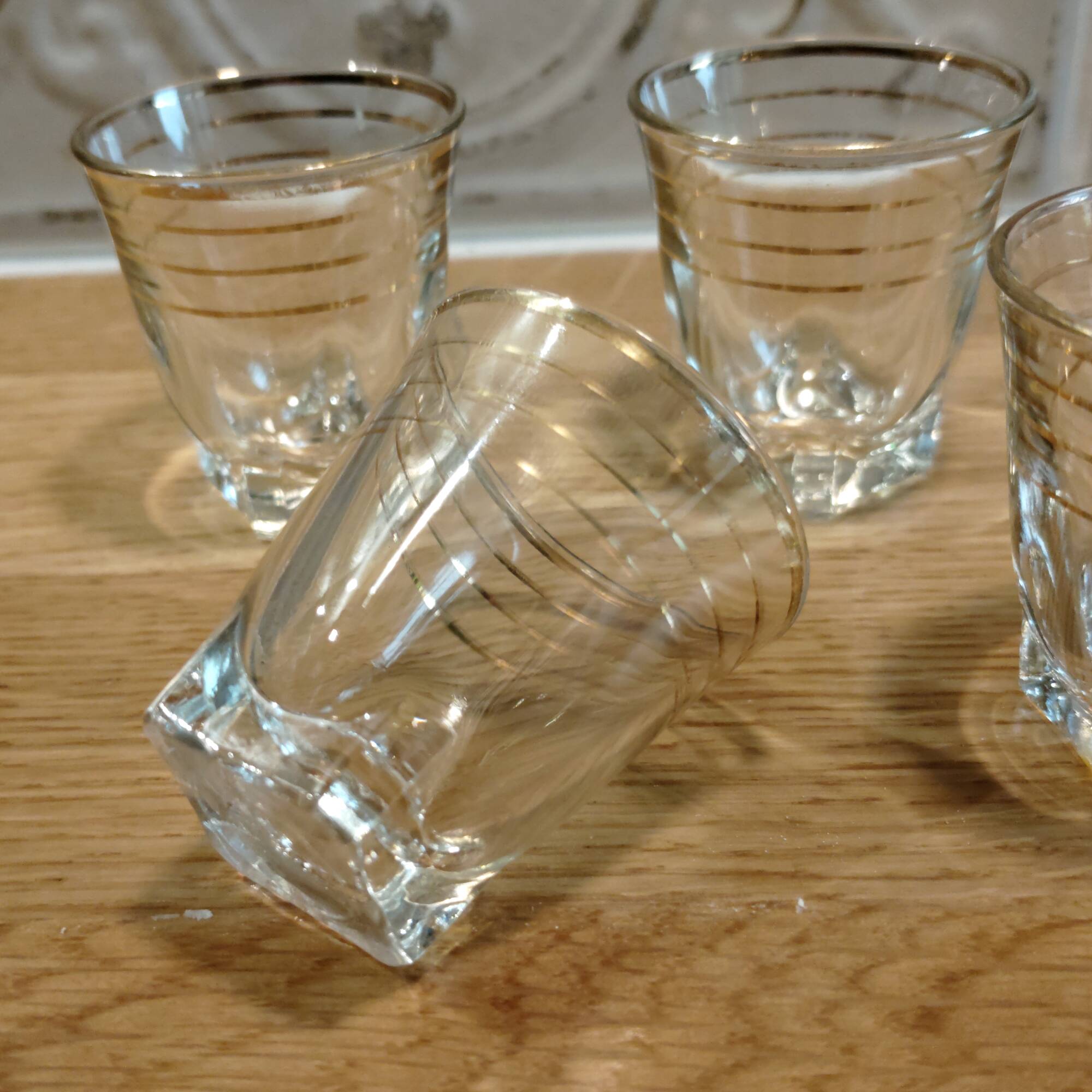 Ensemble de 4 Verres à Liqueur - Art Déco - Filets Dorés