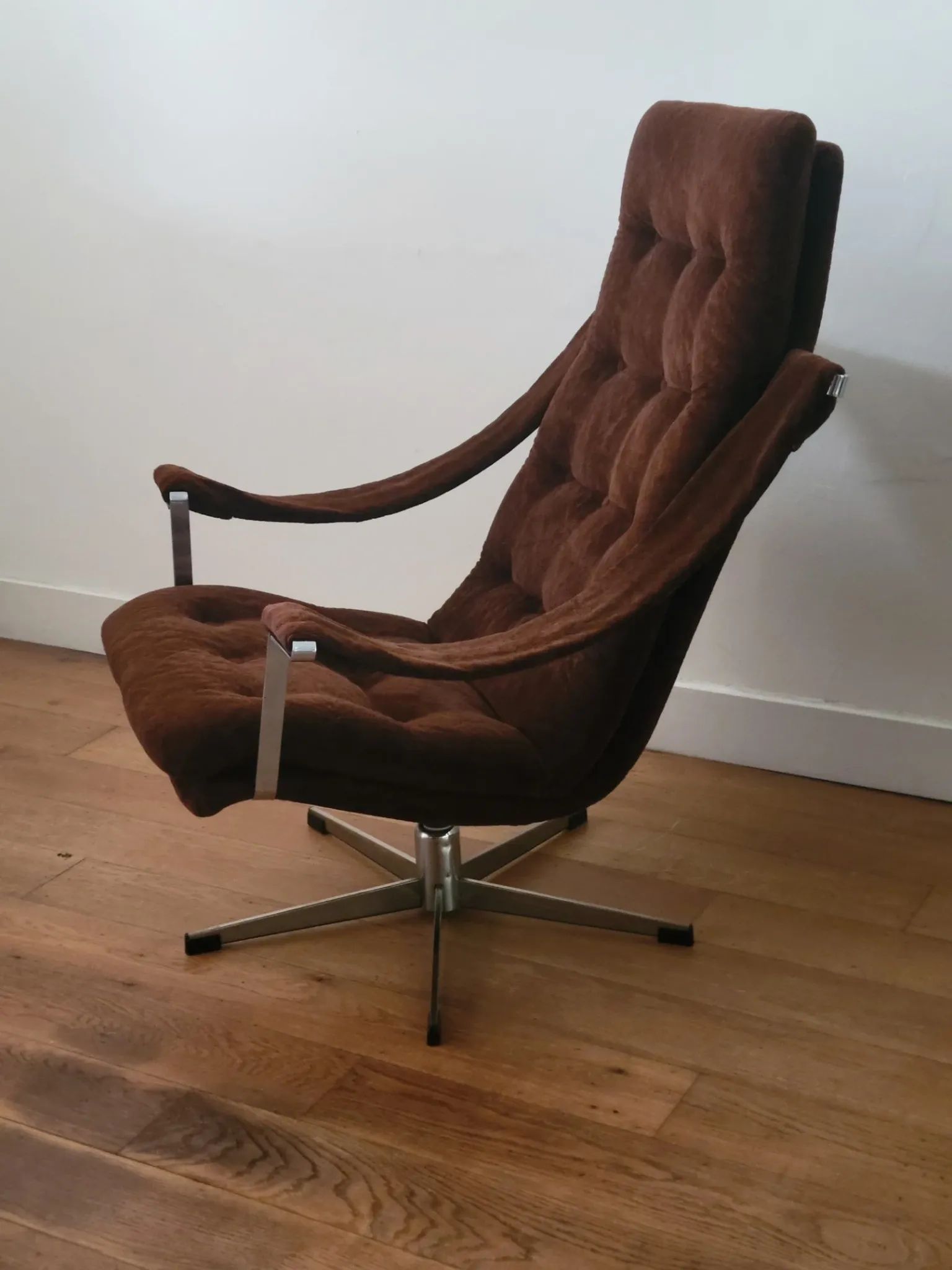 Geoffrey Harcourt swivel lounge chair with ottoman for Artifort