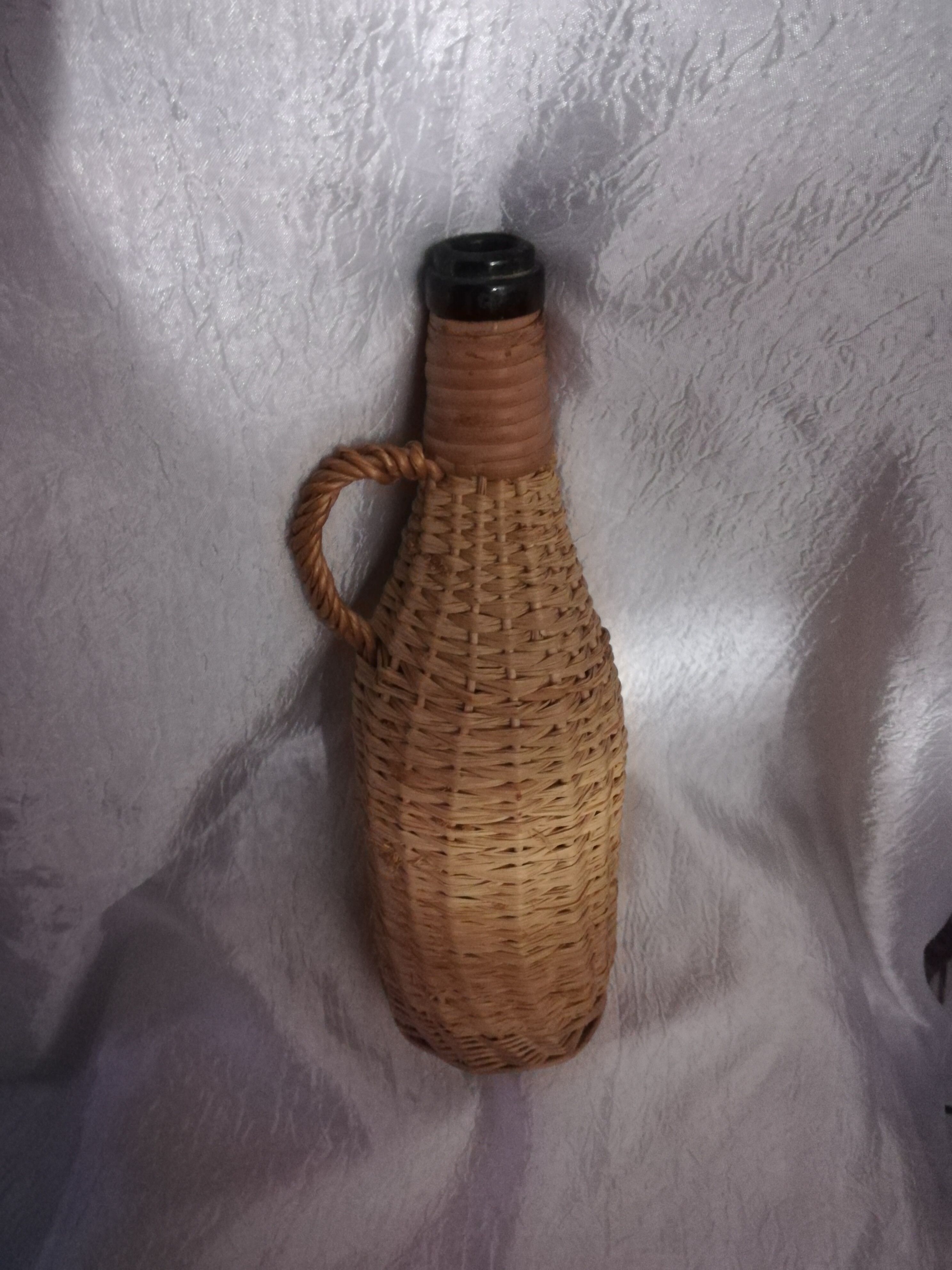 Pair of bottles wicker