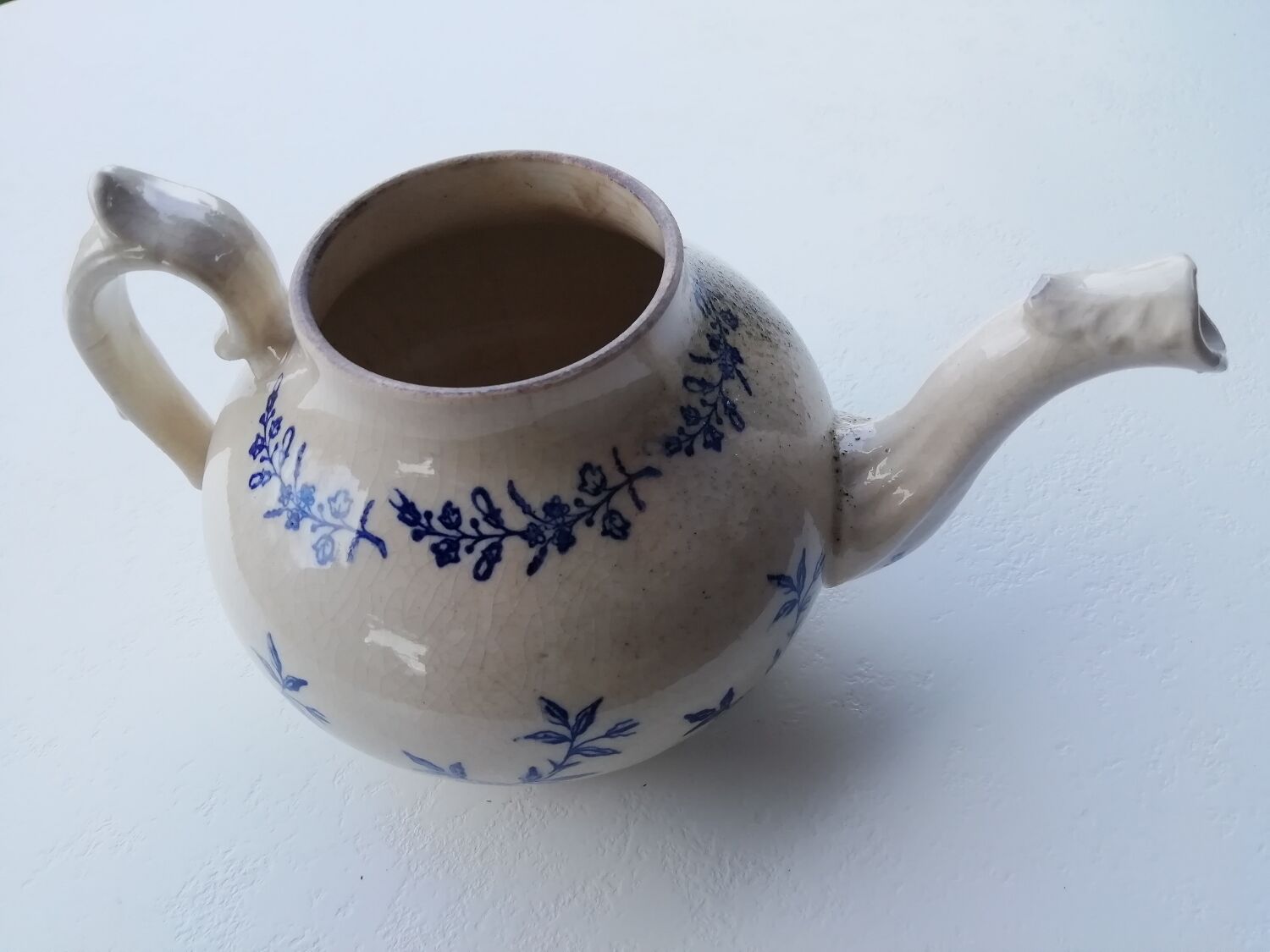 Cast iron coffee pot