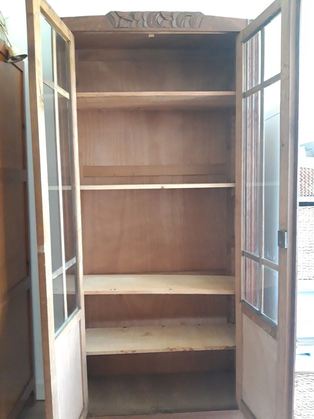 Art Deco glass cabinet