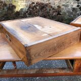 Table de ferme ancienne en cerisier à piétement tourné avec 2 tiroirs.