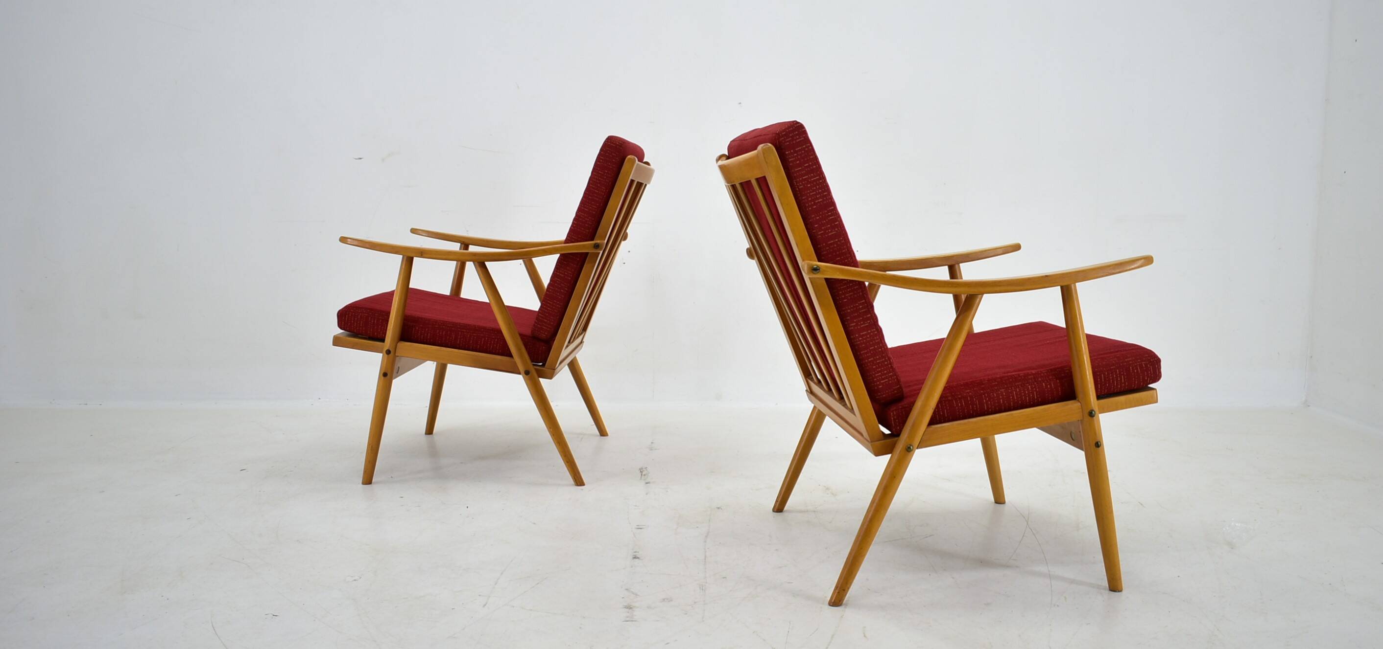 1960s pair of Ton/Thonet beech armchairs, Czechoslovakia