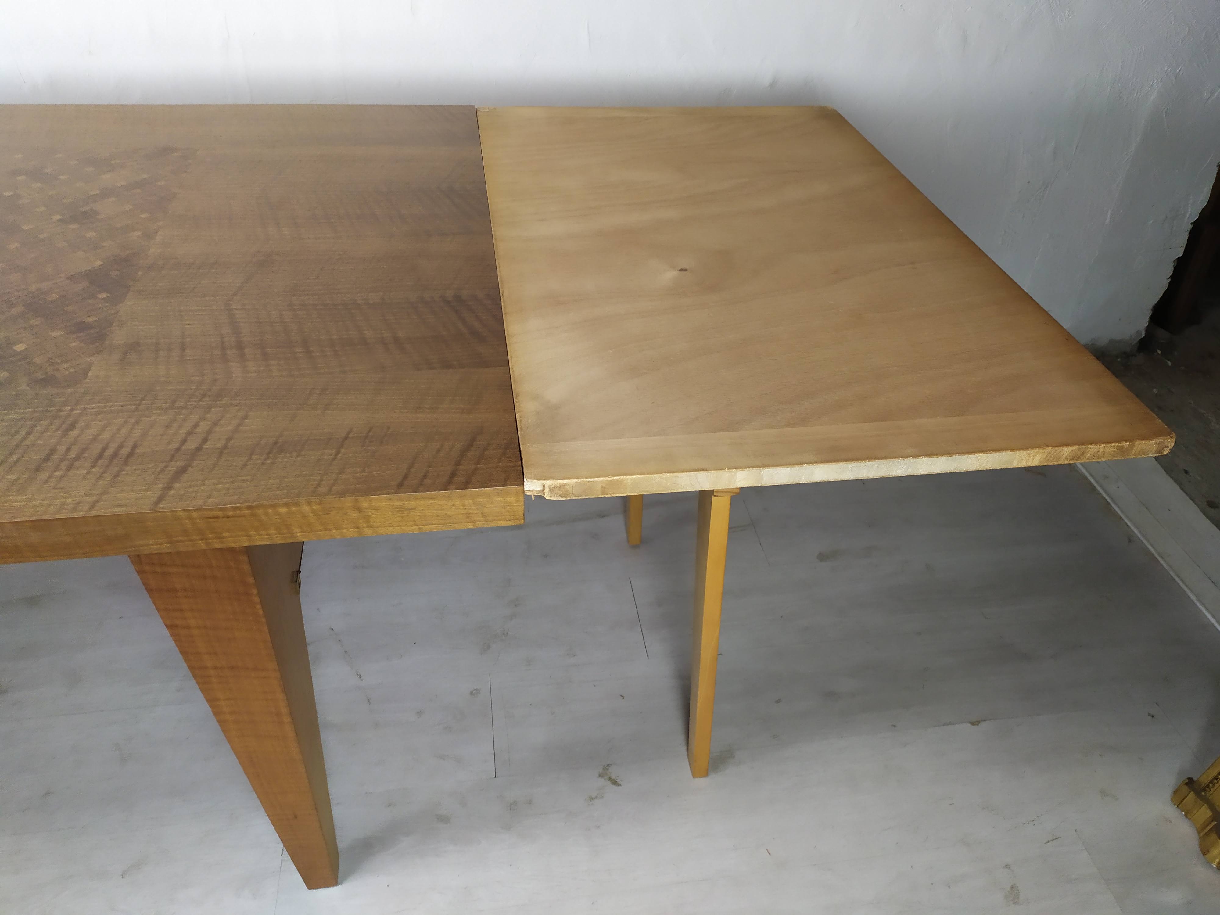Table a rallonge pied compas