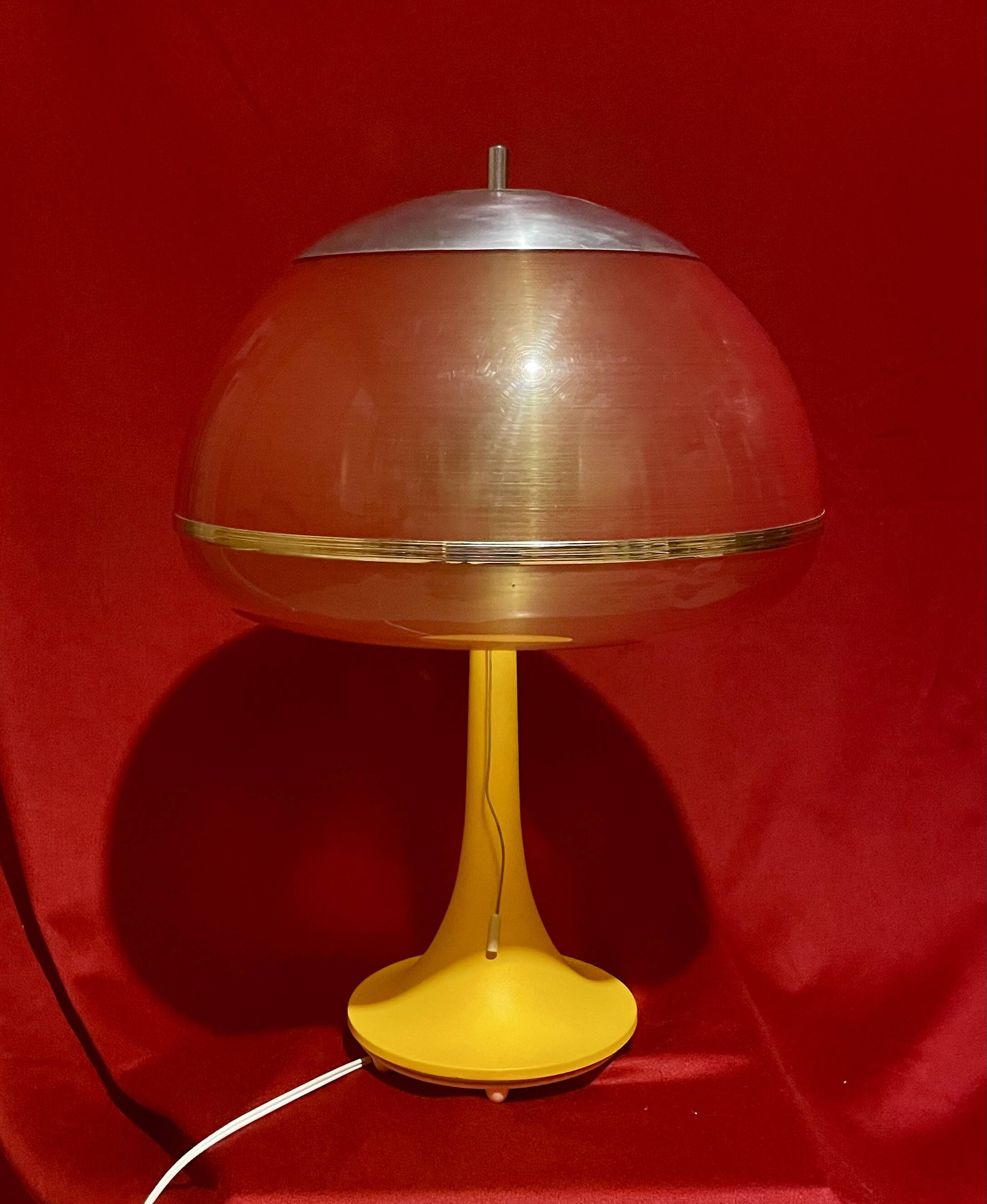Vintage "Guzzini" mushroom lamp, Italian made, 1960s/1970s