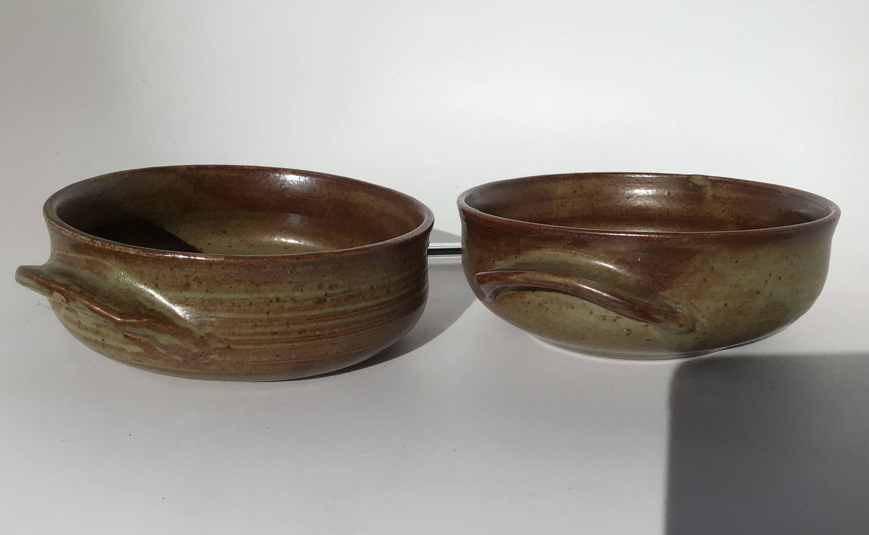 2 Bols grès artisanal brun vert signés