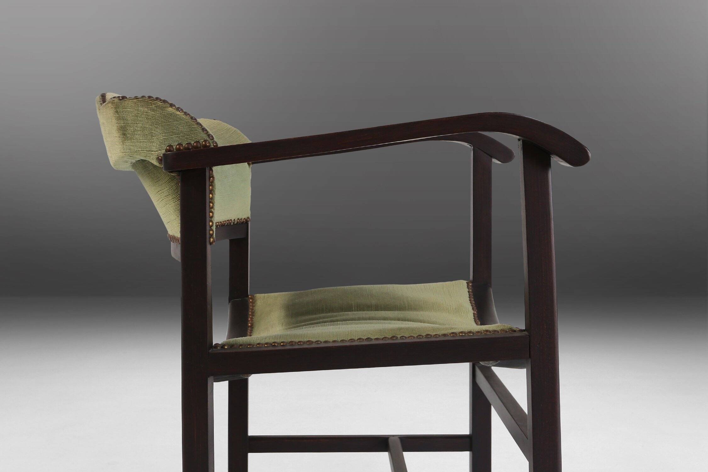 Art Deco Armchair in Black Lacquered Wood and Green Velvet, Belgium 1930s