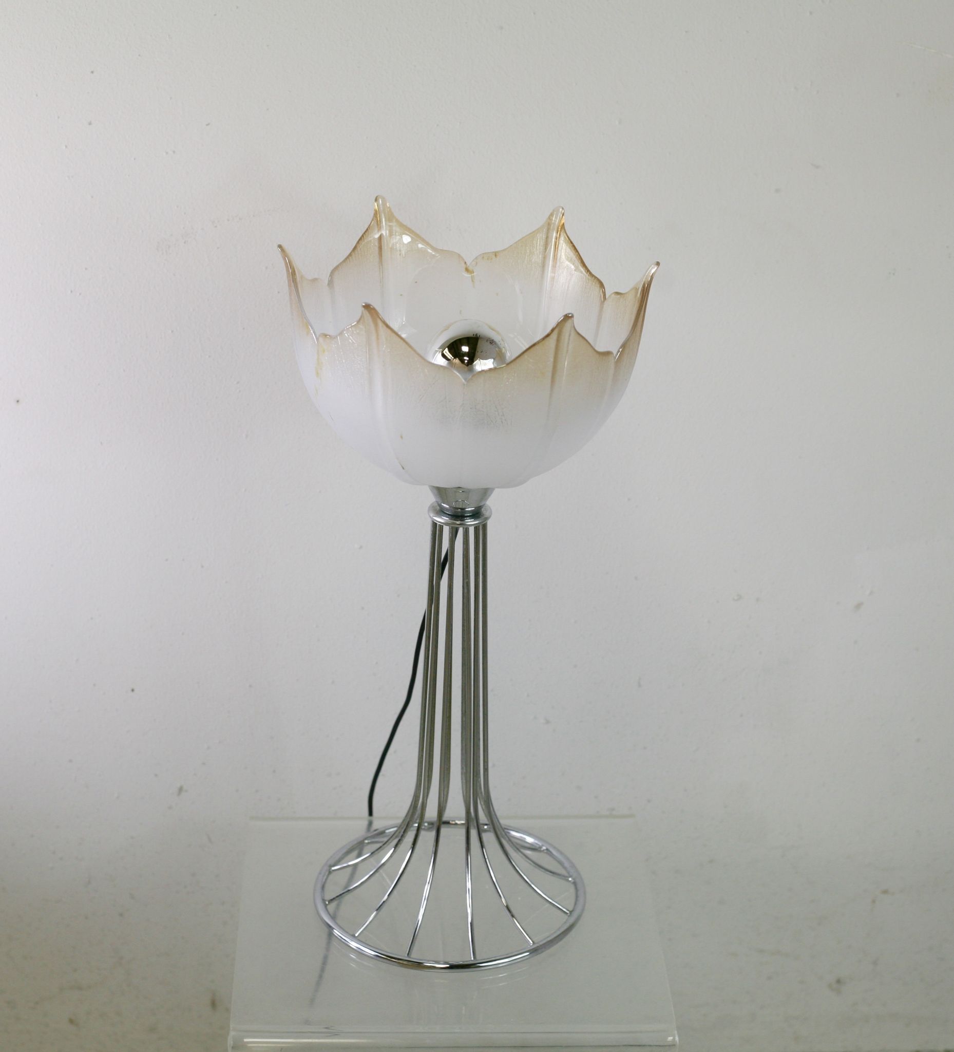 Lamp "space age". glass reflector, metal base. Circa 1970