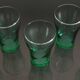 5 anciens verres vintage vert émeraude