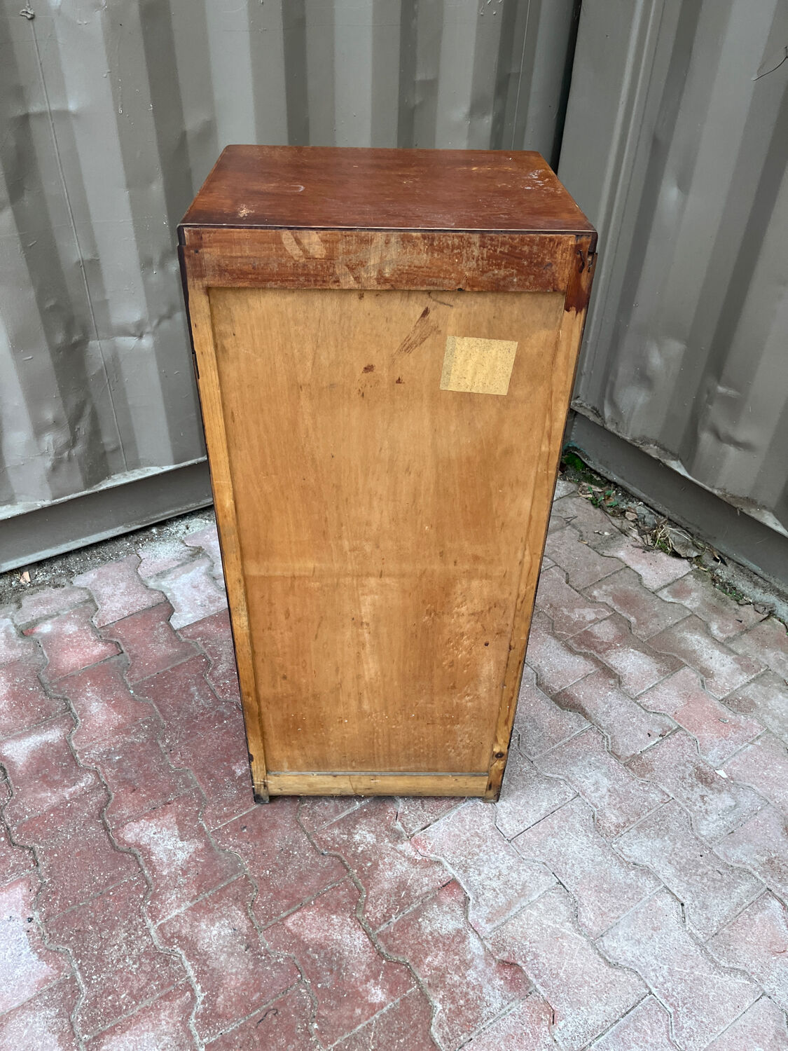 Filing cabinet curtain