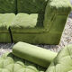 Canapé modulable en velours vert vintage Laauser