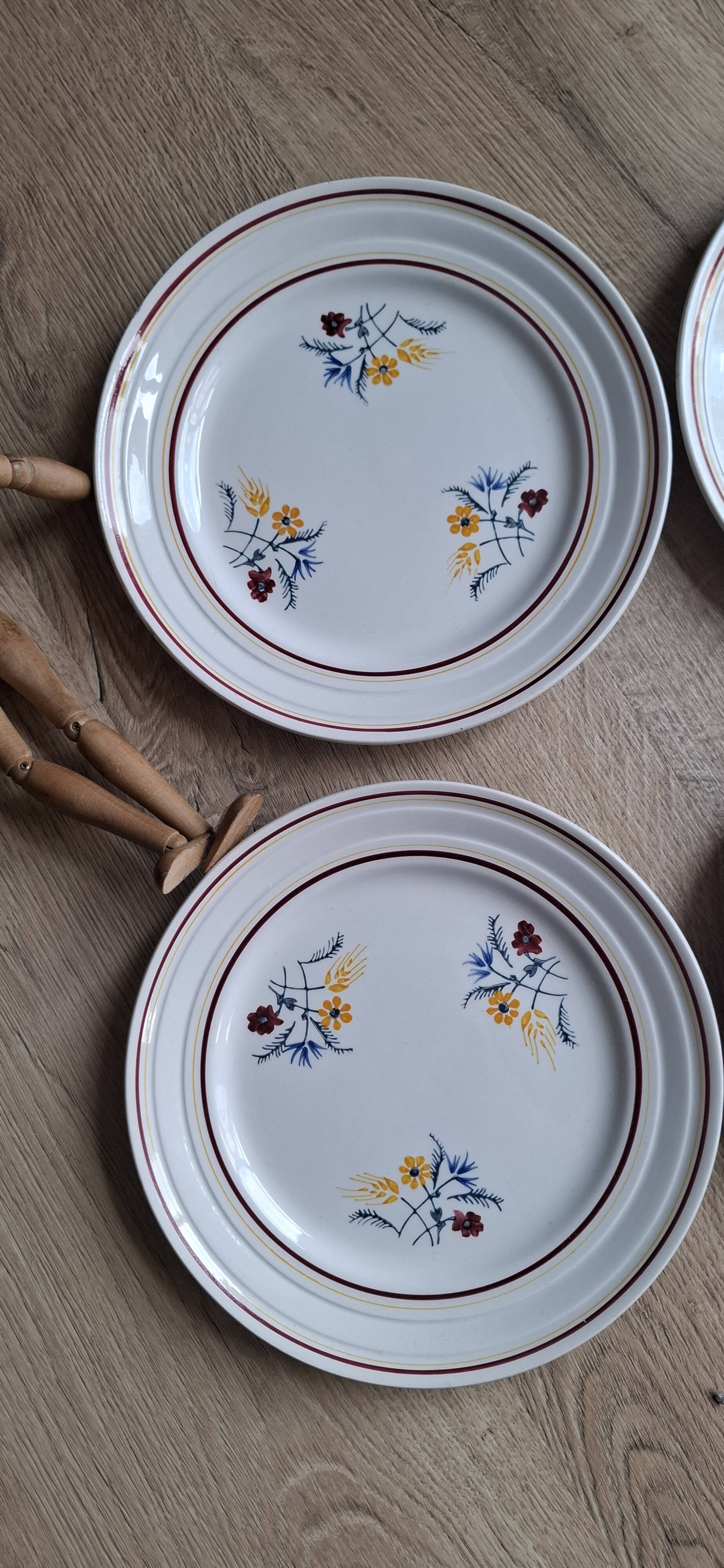 Set of 6 St Amand Christiane Céramon plates